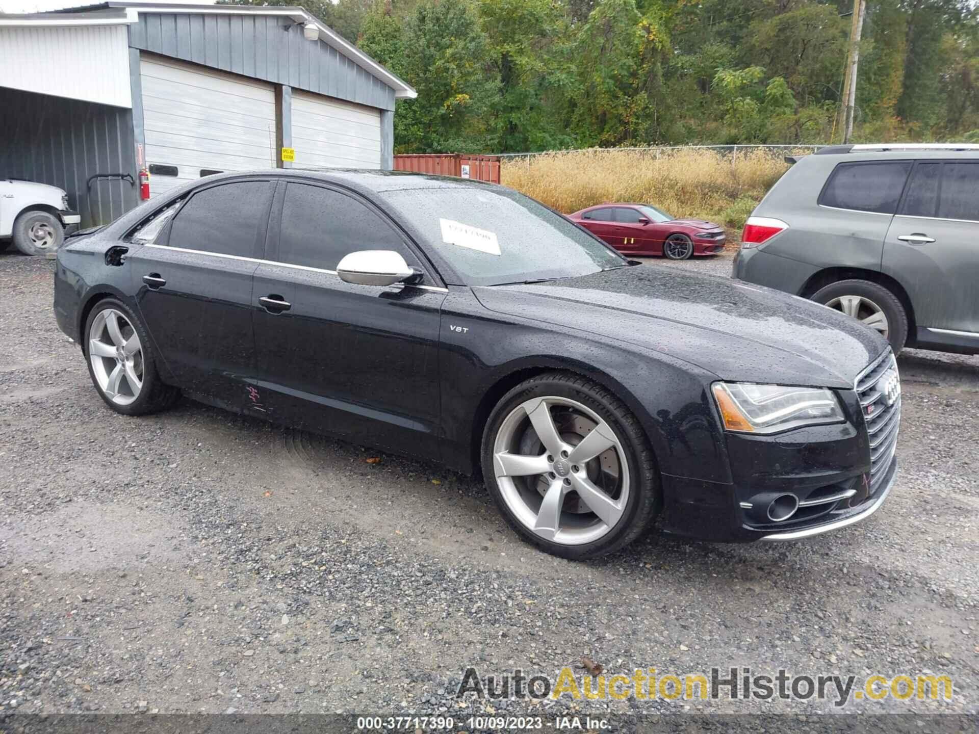 AUDI S8, WAUD2AFD8DN028811