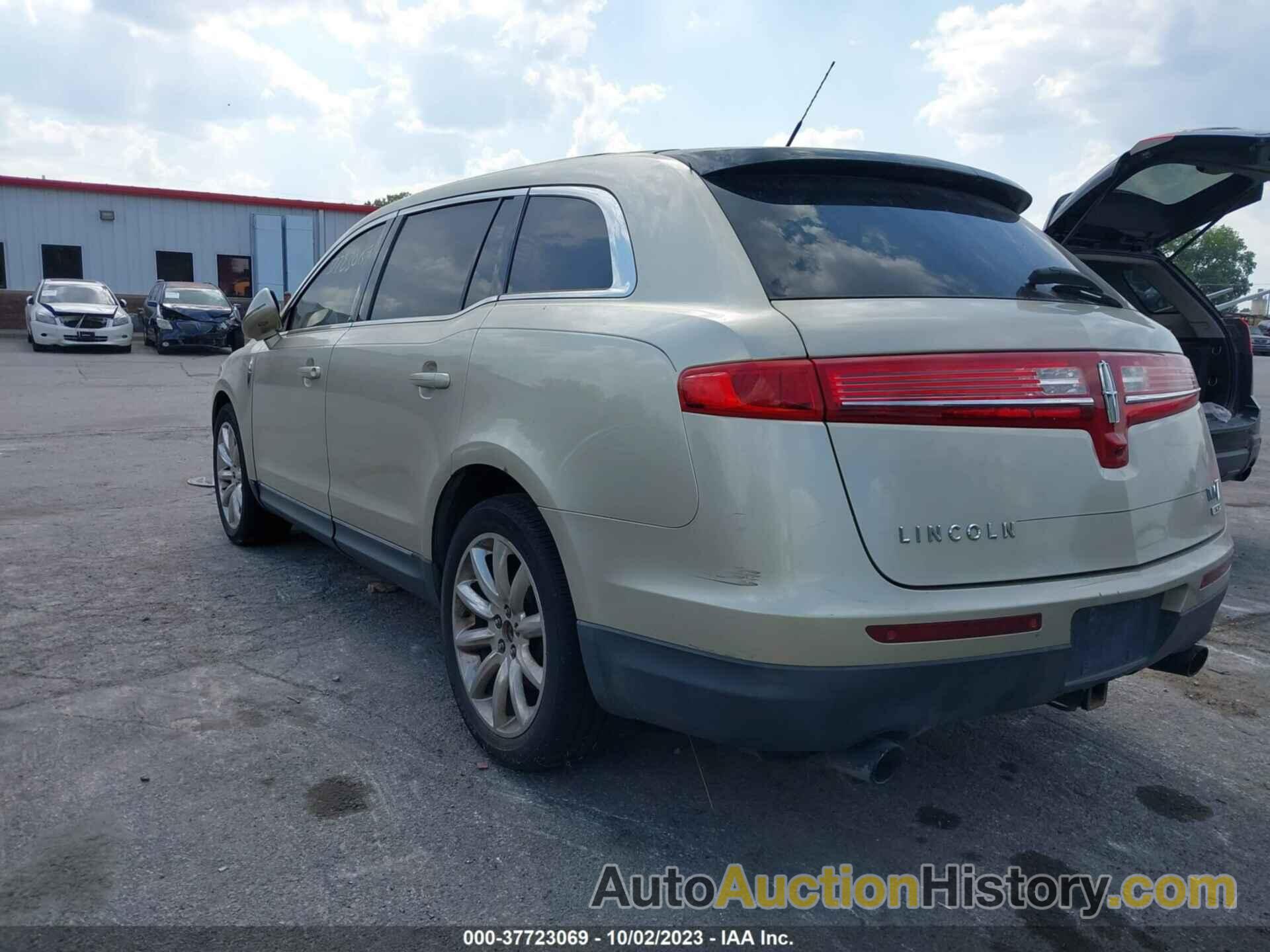 LINCOLN MKT, 2LMHJ5AR1ABJ10713