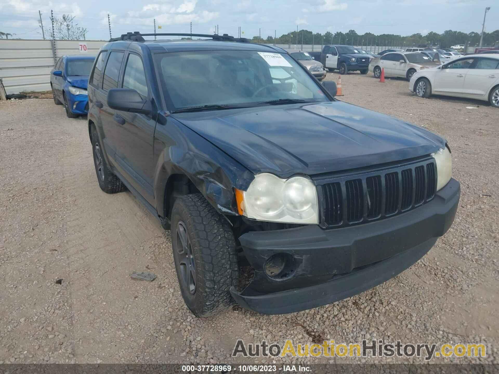 JEEP GRAND CHEROKEE LAREDO, 1J4GS48K15C709509