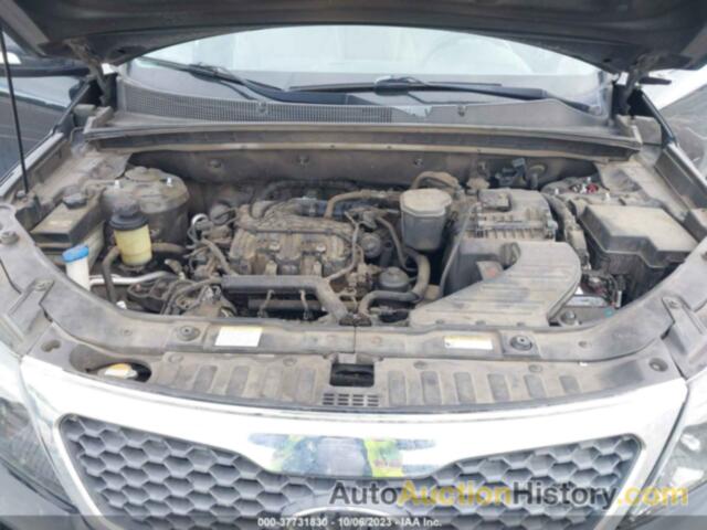 KIA SORENTO LX V6, 5XYKTDA27BG062791