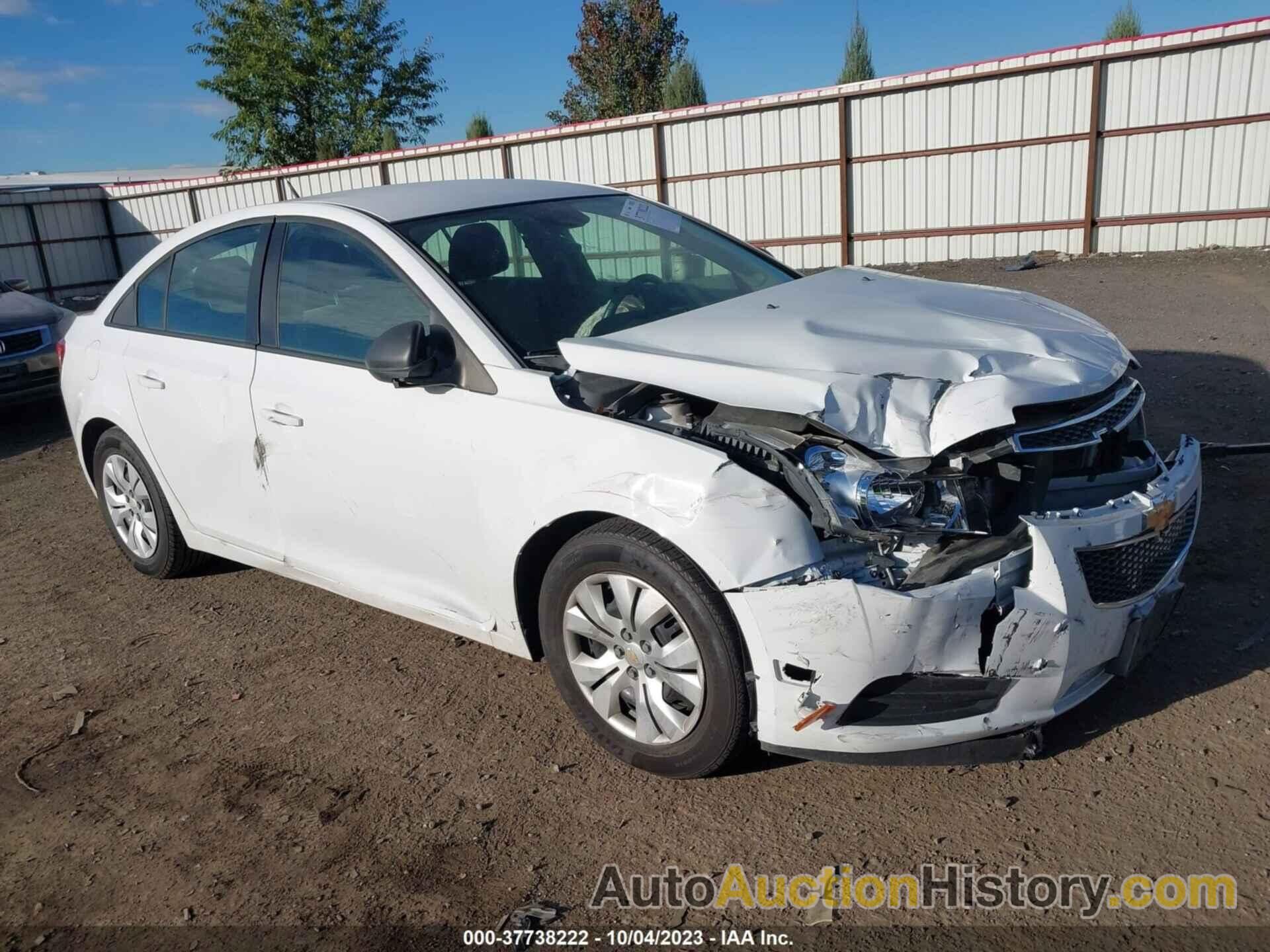 CHEVROLET CRUZE LS, 1G1PB5SG1D7208412