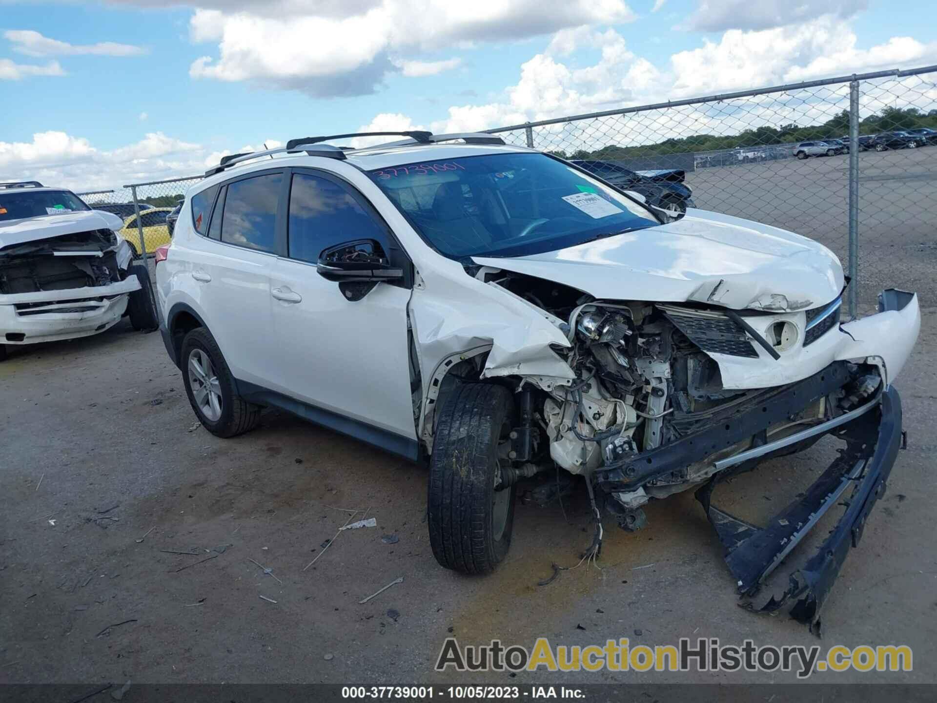 TOYOTA RAV4 XLE, 2T3WFREV2DW061109