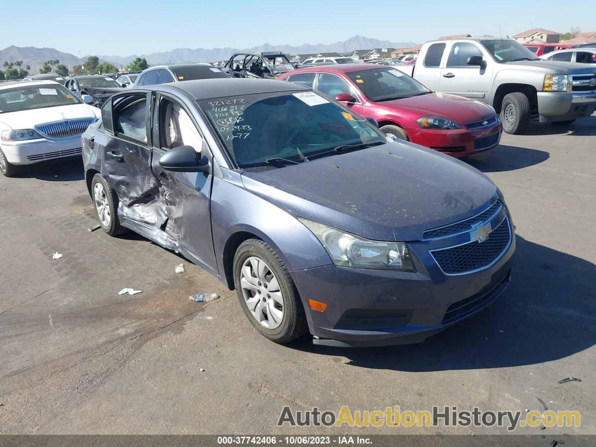 CHEVROLET CRUZE LS, 1G1PA5SH6E7408392