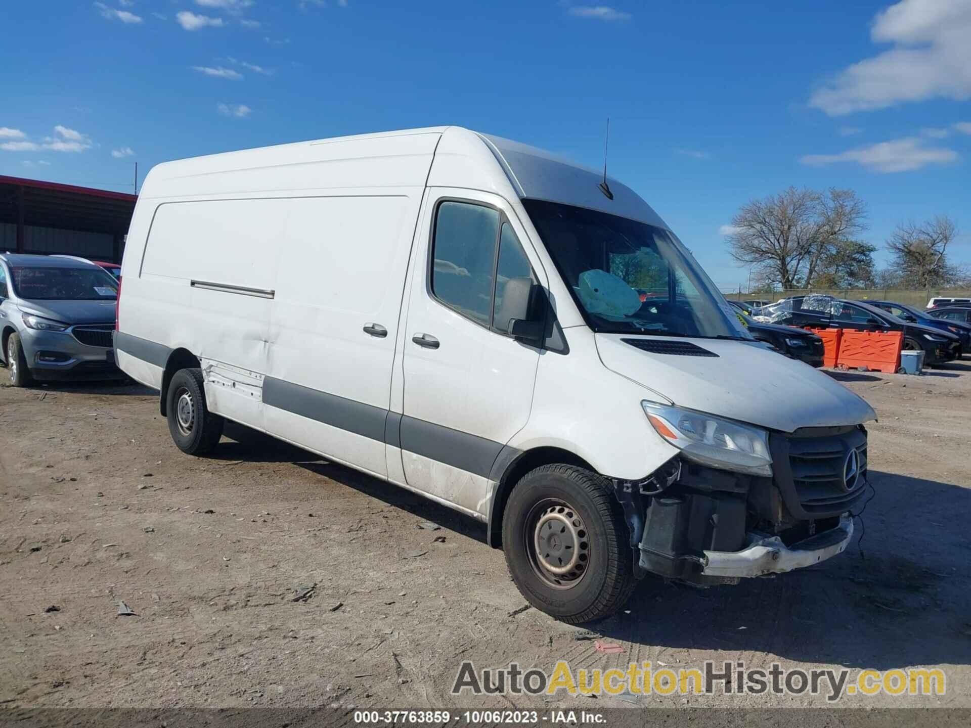 MERCEDES-BENZ SPRINTER VAN, WD4PF1CD3KP160388