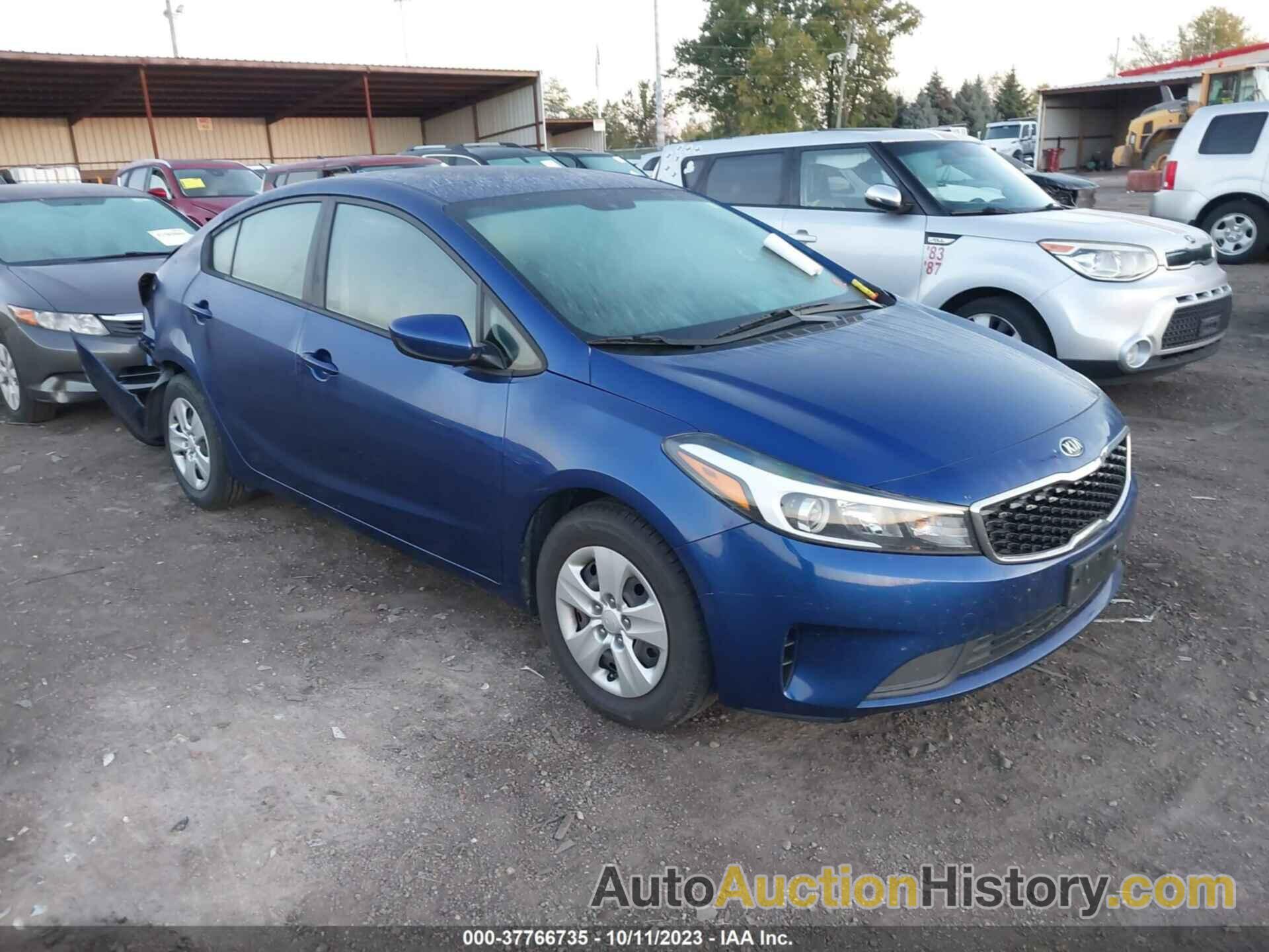 KIA FORTE LX, 3KPFL4A78JE261793