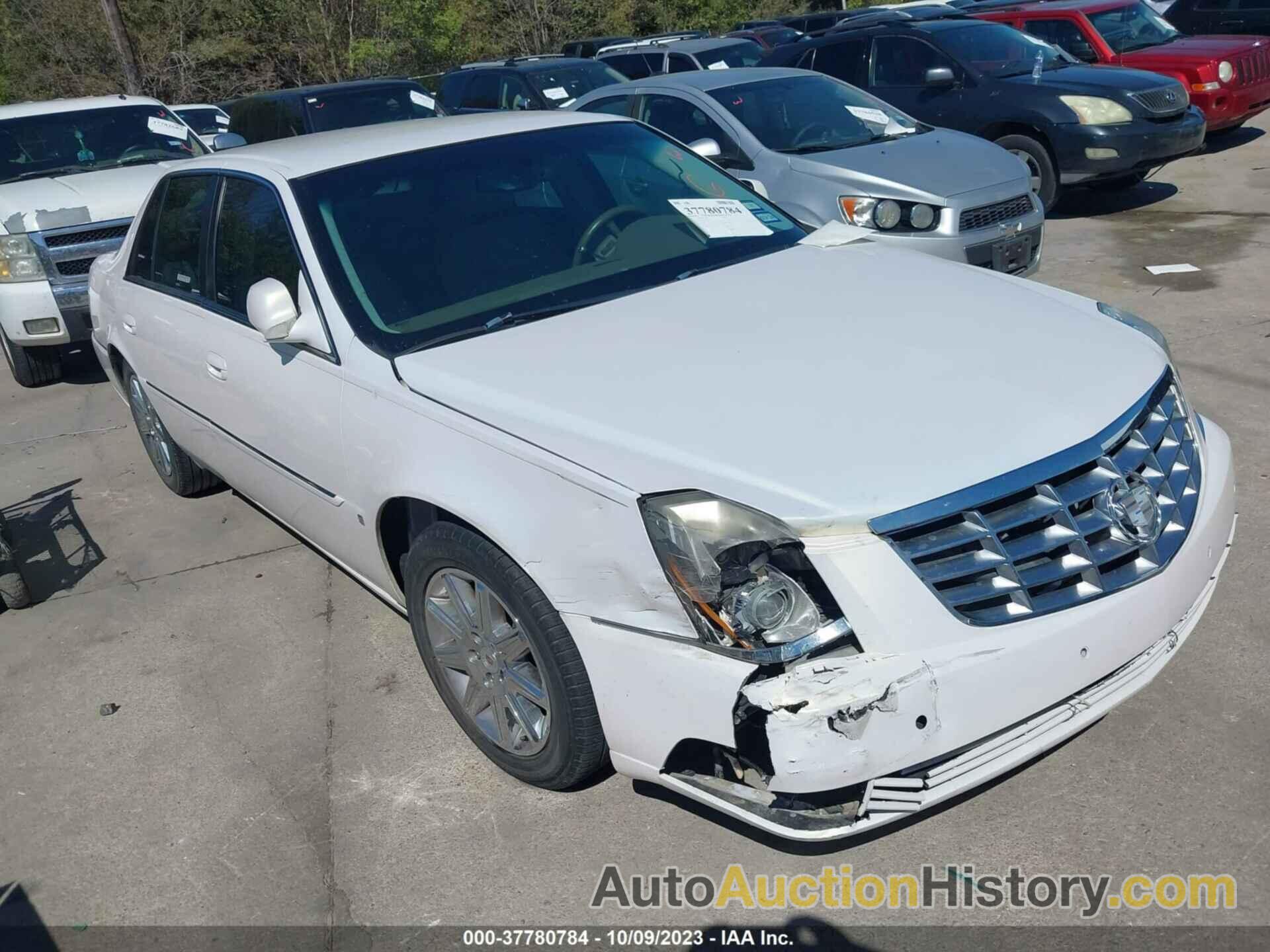 CADILLAC DTS W/1SC, 1G6KD57Y36U195778