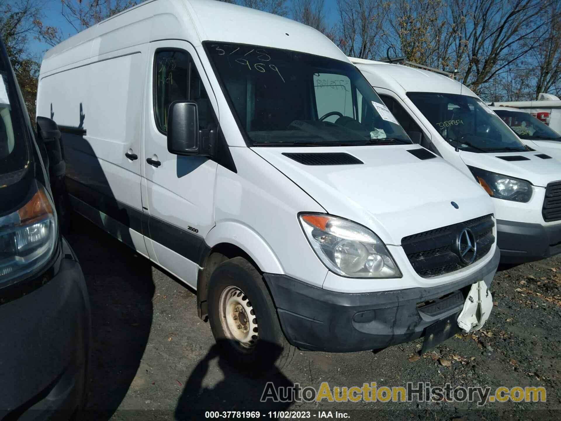 MERCEDES-BENZ SPRINTER CARGO VANS, WD3PE8CB0C5709752