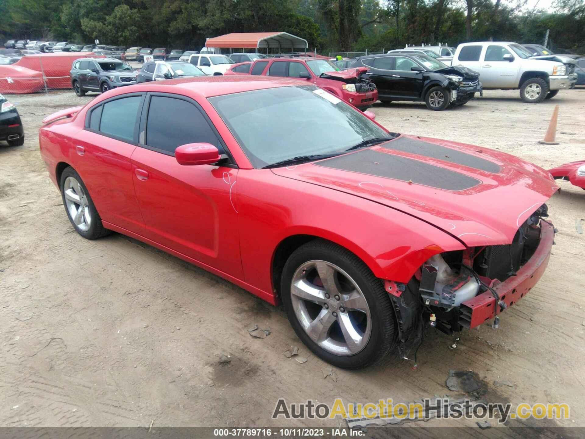 DODGE CHARGER SXT, 2C3CDXHG5DH563899