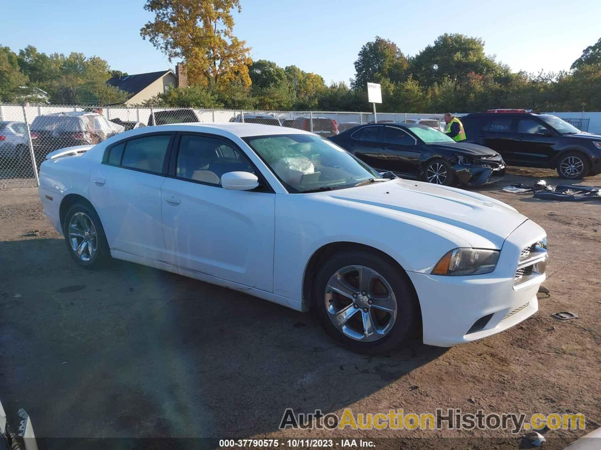 DODGE CHARGER SE, 2C3CDXBG6DH522562