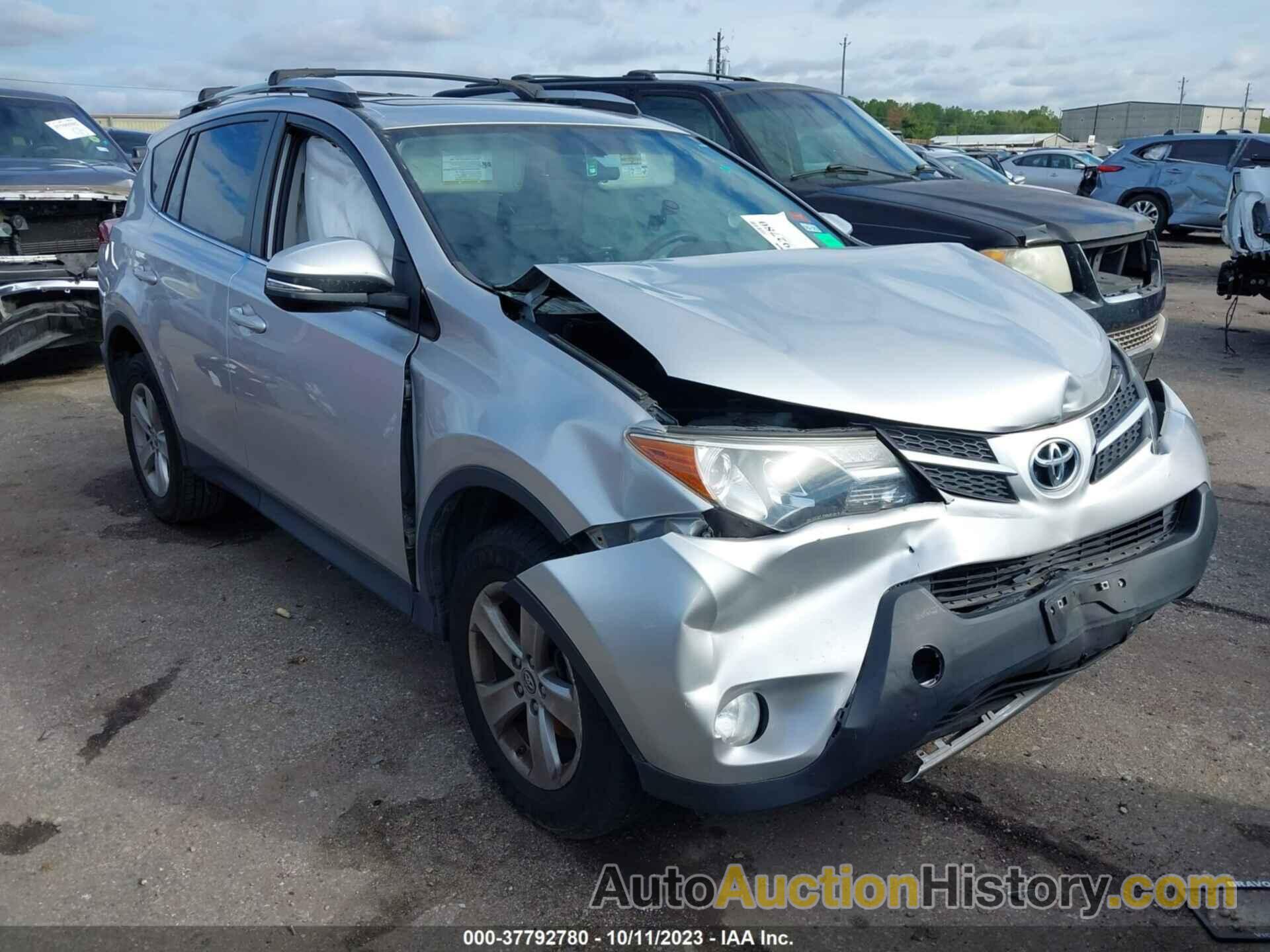 TOYOTA RAV4 XLE, 2T3WFREV7FW165114