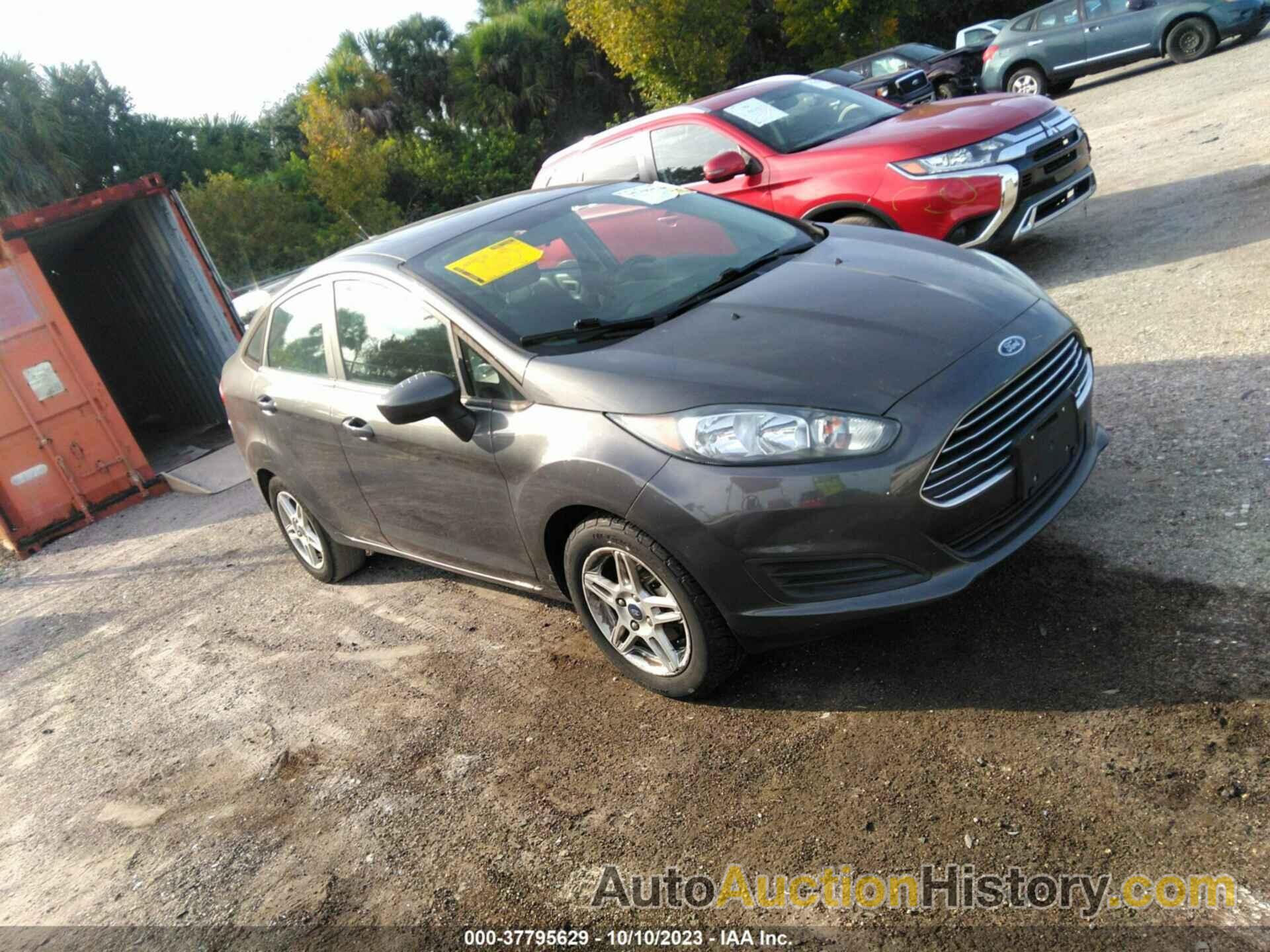 FORD FIESTA SE, 3FADP4BJ5JM131827