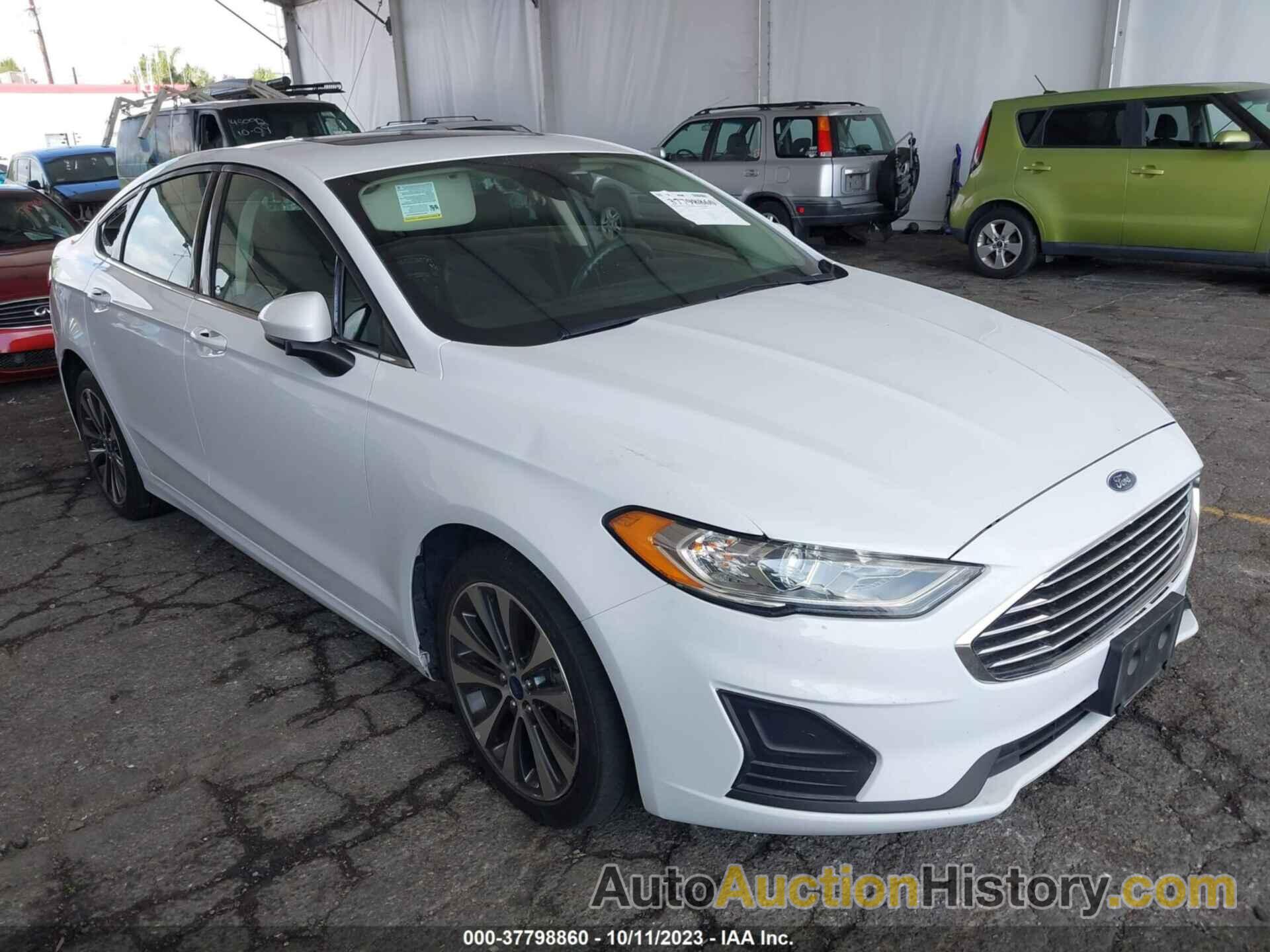 FORD FUSION SE, 3FA6P0T90LR150829