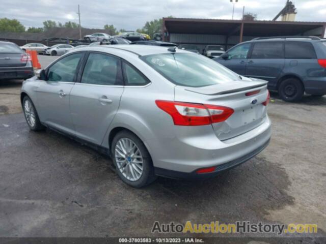 FORD FOCUS TITANIUM, 1FADP3J28DL280744