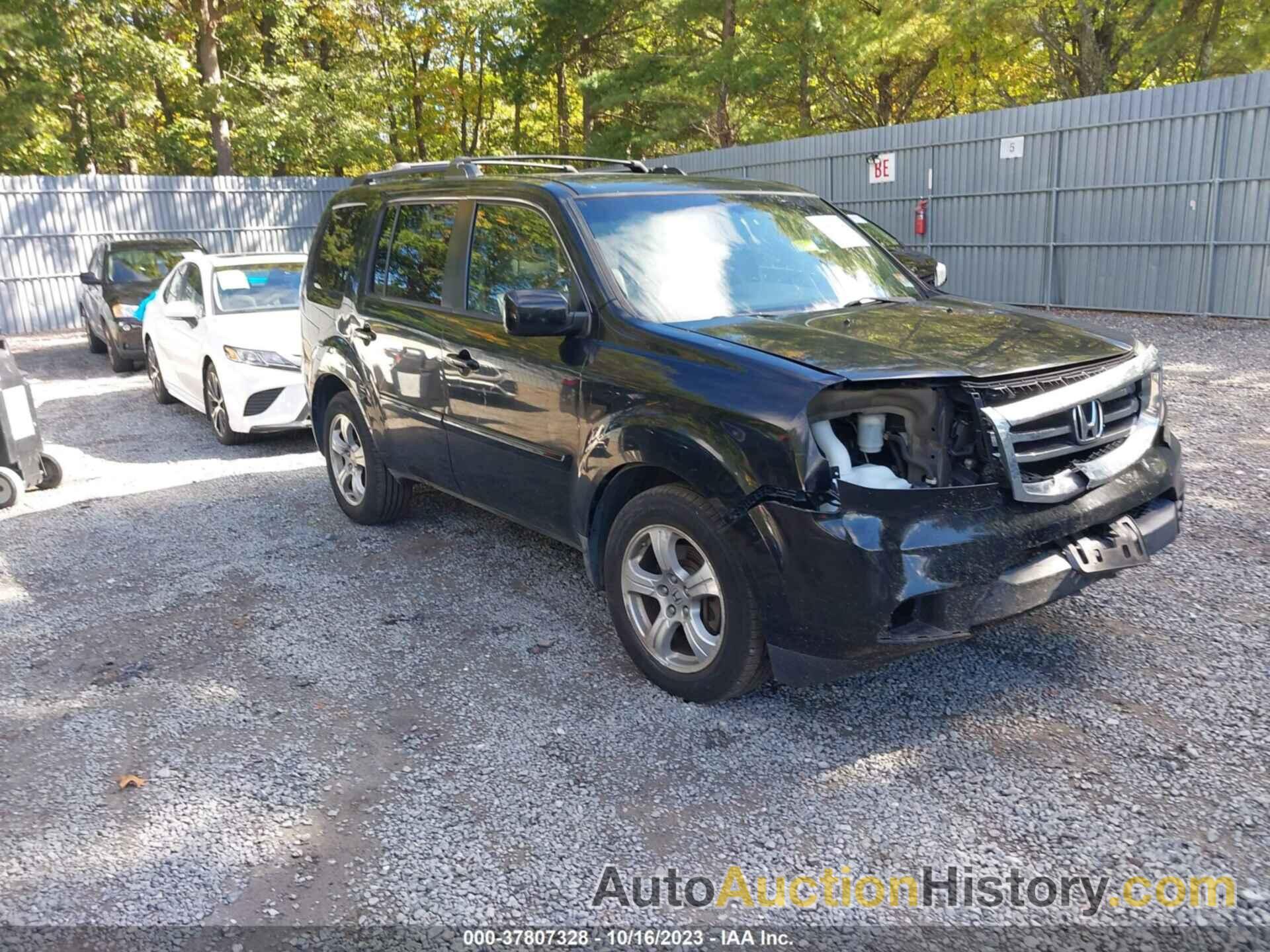 HONDA PILOT EX-L, 5FNYF4H51CB028386