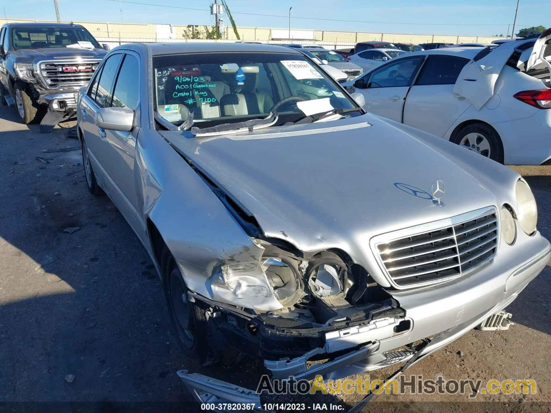 MERCEDES-BENZ E 320, WDBJF65J01B347100