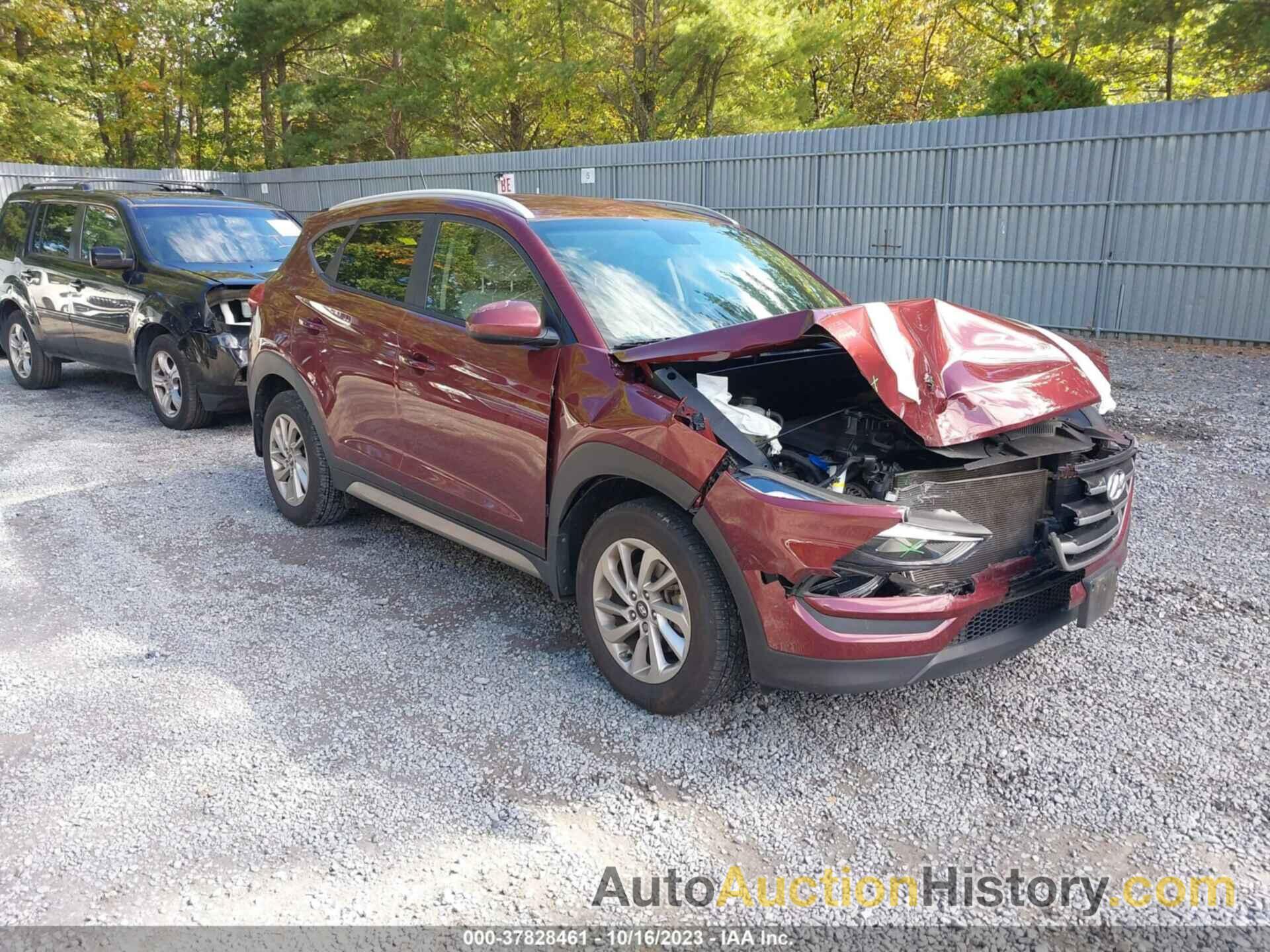 HYUNDAI TUCSON SE, KM8J3CA42HU313078