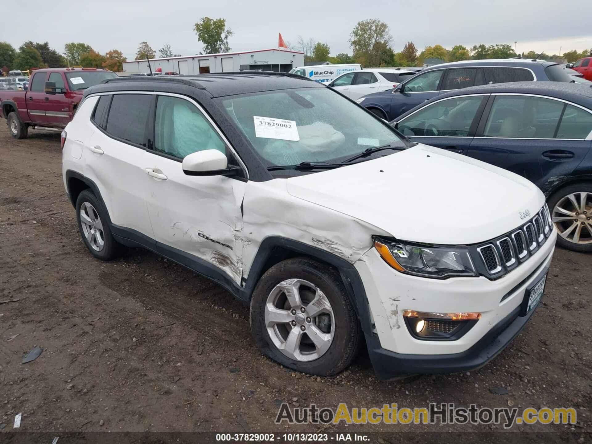 JEEP COMPASS LATITUDE, 3C4NJDBB1KT628633