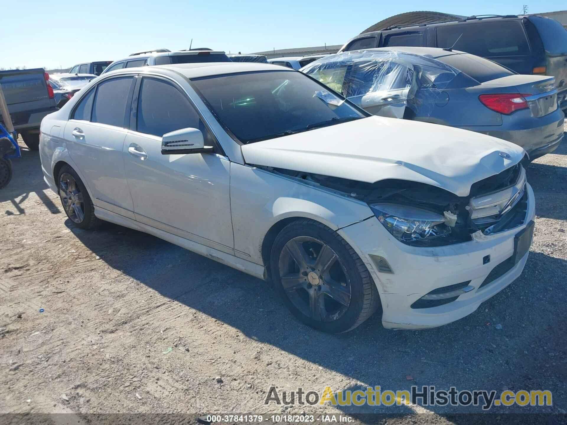 MERCEDES-BENZ C 300 SPORT/LUXURY, WDDGF5EB2BA477259