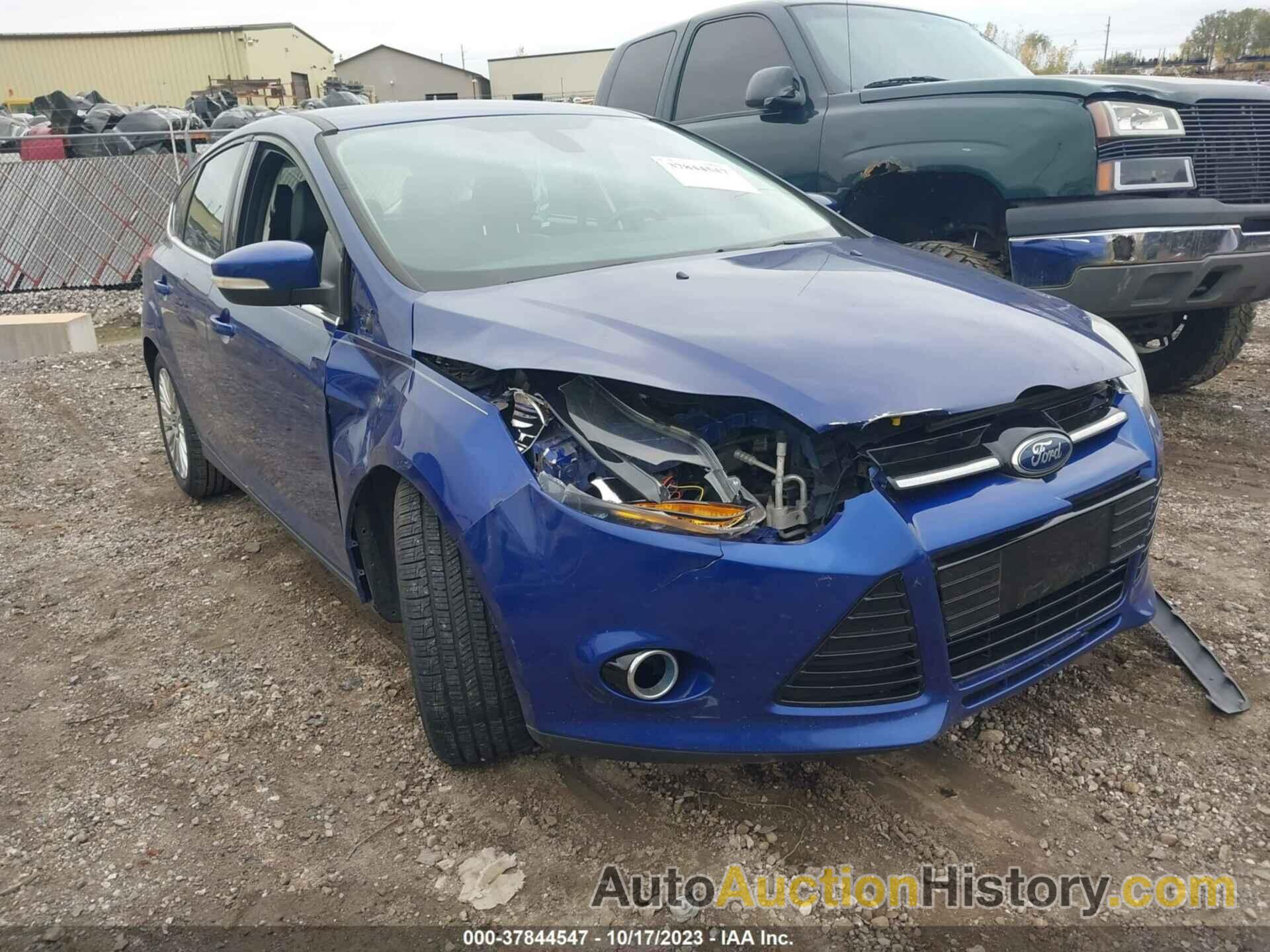 FORD FOCUS TITANIUM, 1FAHP3N21CL479922