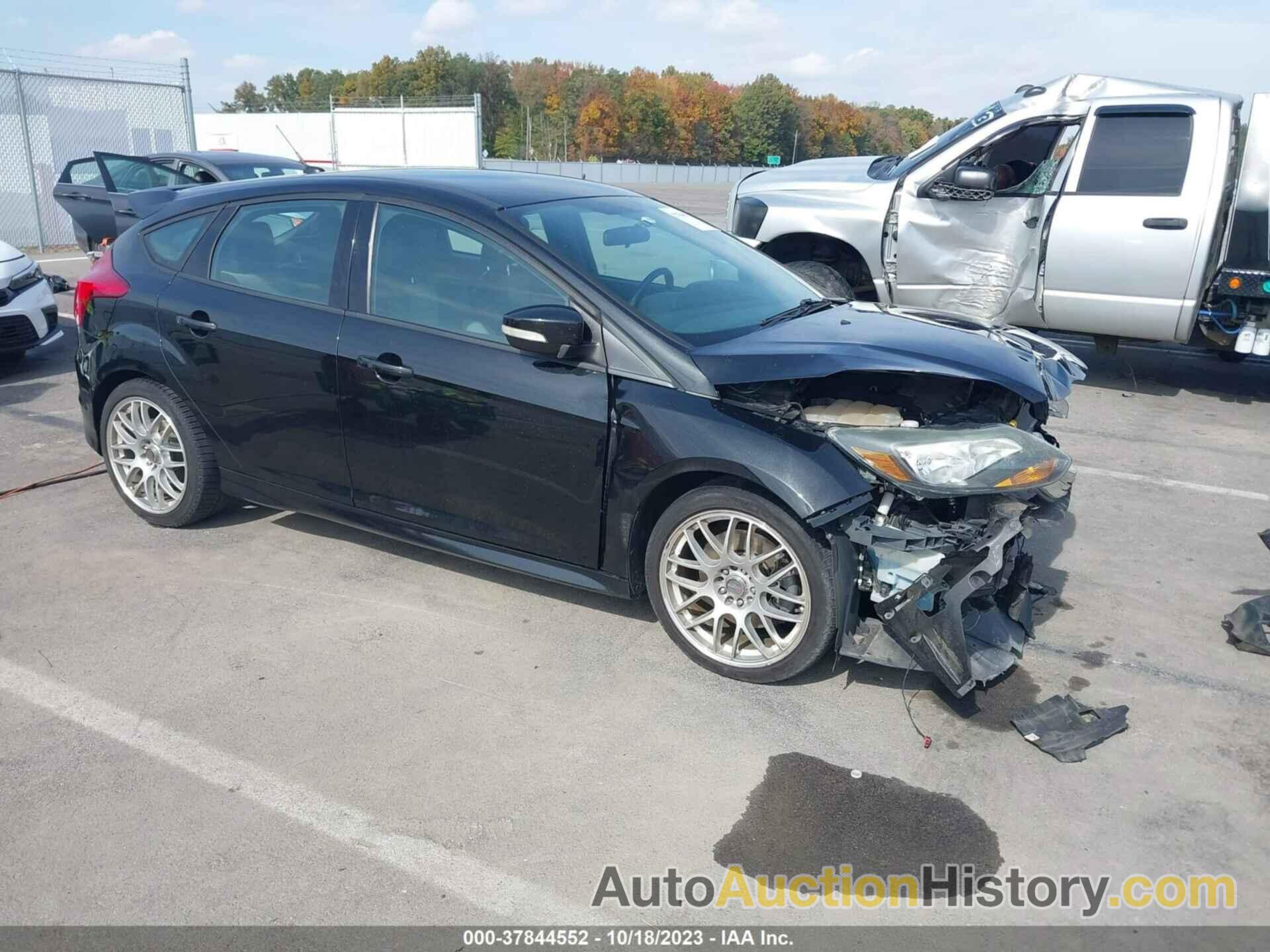 FORD FOCUS ST, 1FADP3L91EL279768