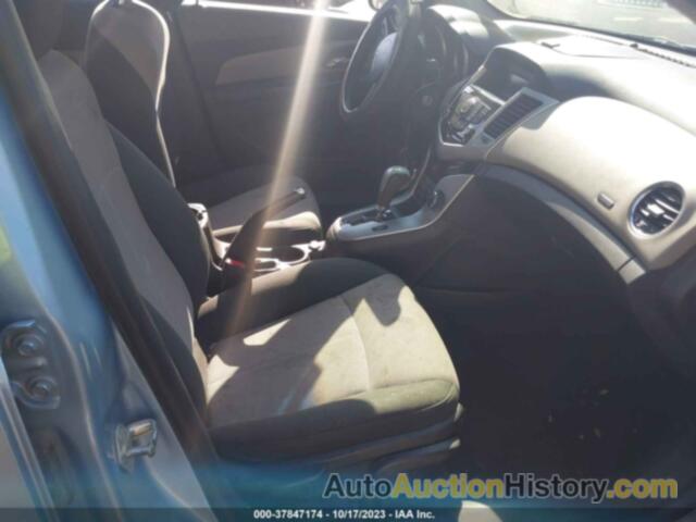 CHEVROLET CRUZE LS, 1G1PC5SH5B7247636