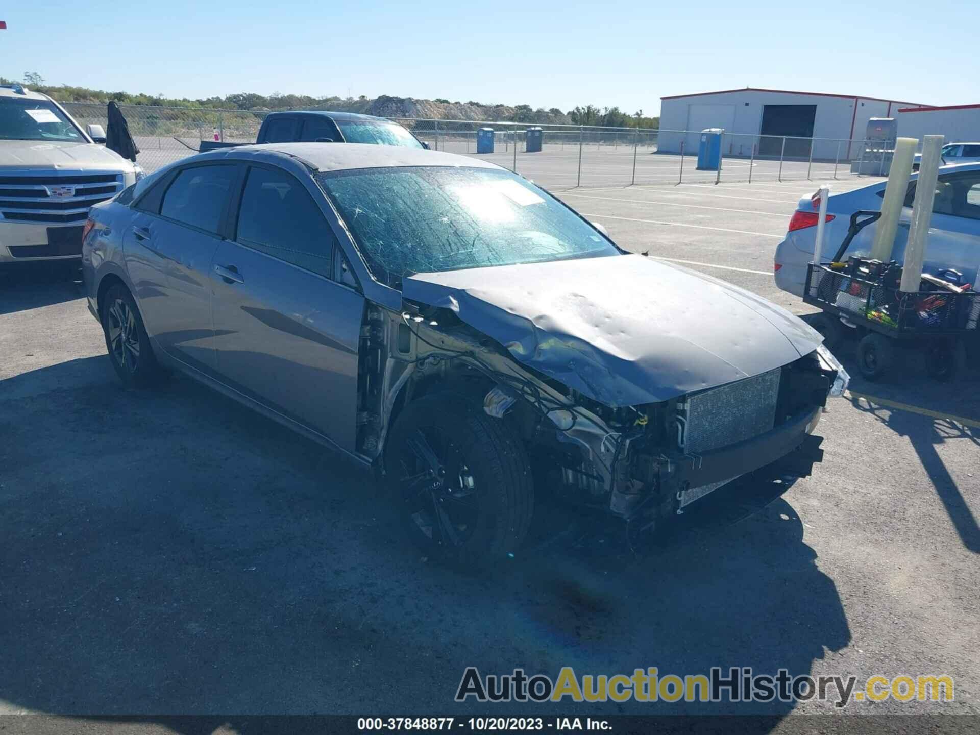 HYUNDAI ELANTRA SEL, KMHLM4AG3PU509227