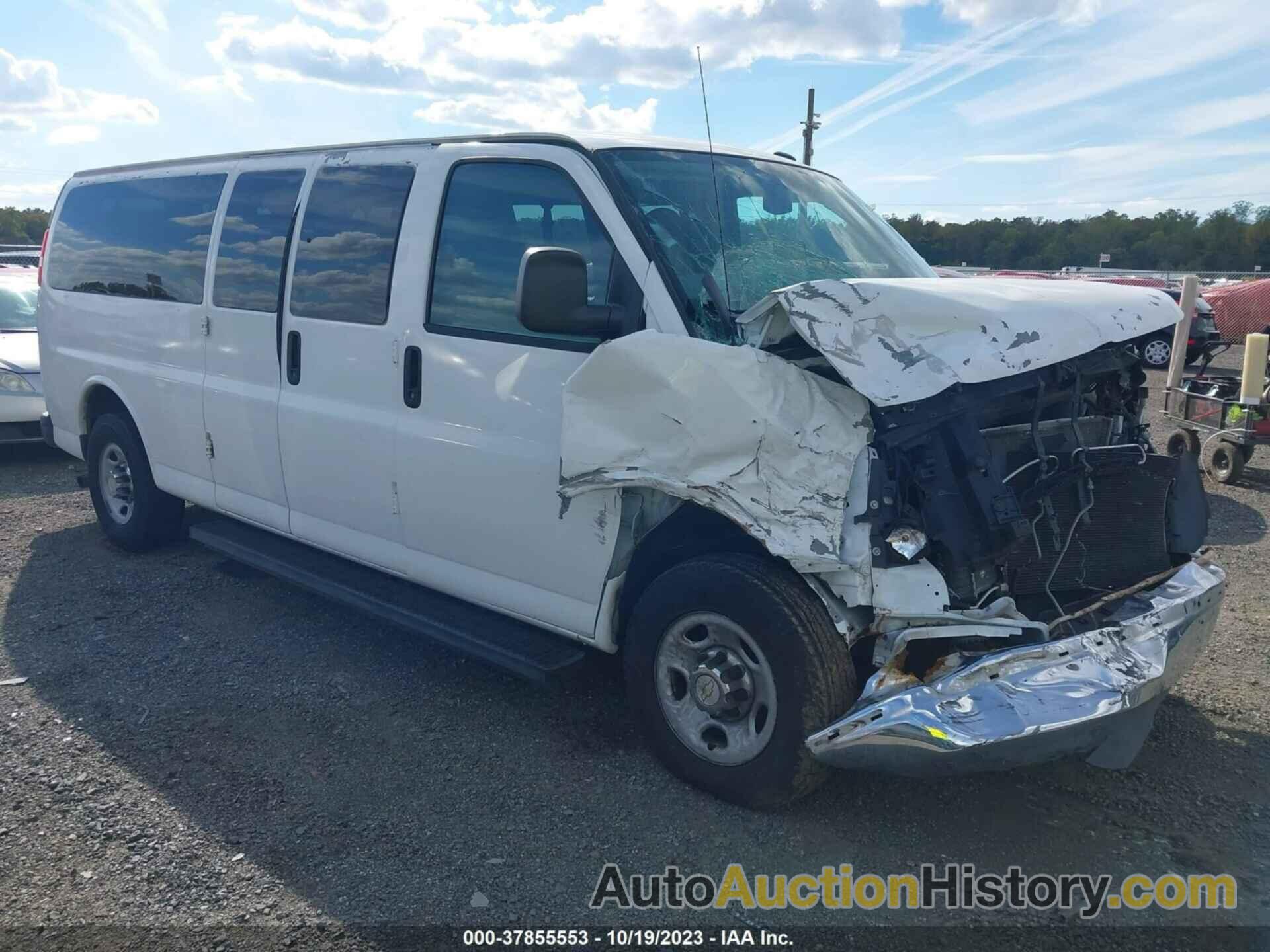 CHEVROLET EXPRESS PASSENGER 1LT, 1GAZG1FG3B1156892