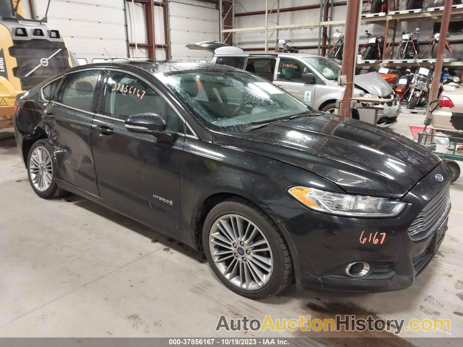 FORD FUSION SE HYBRID, 3FA6P0LU1DR190262