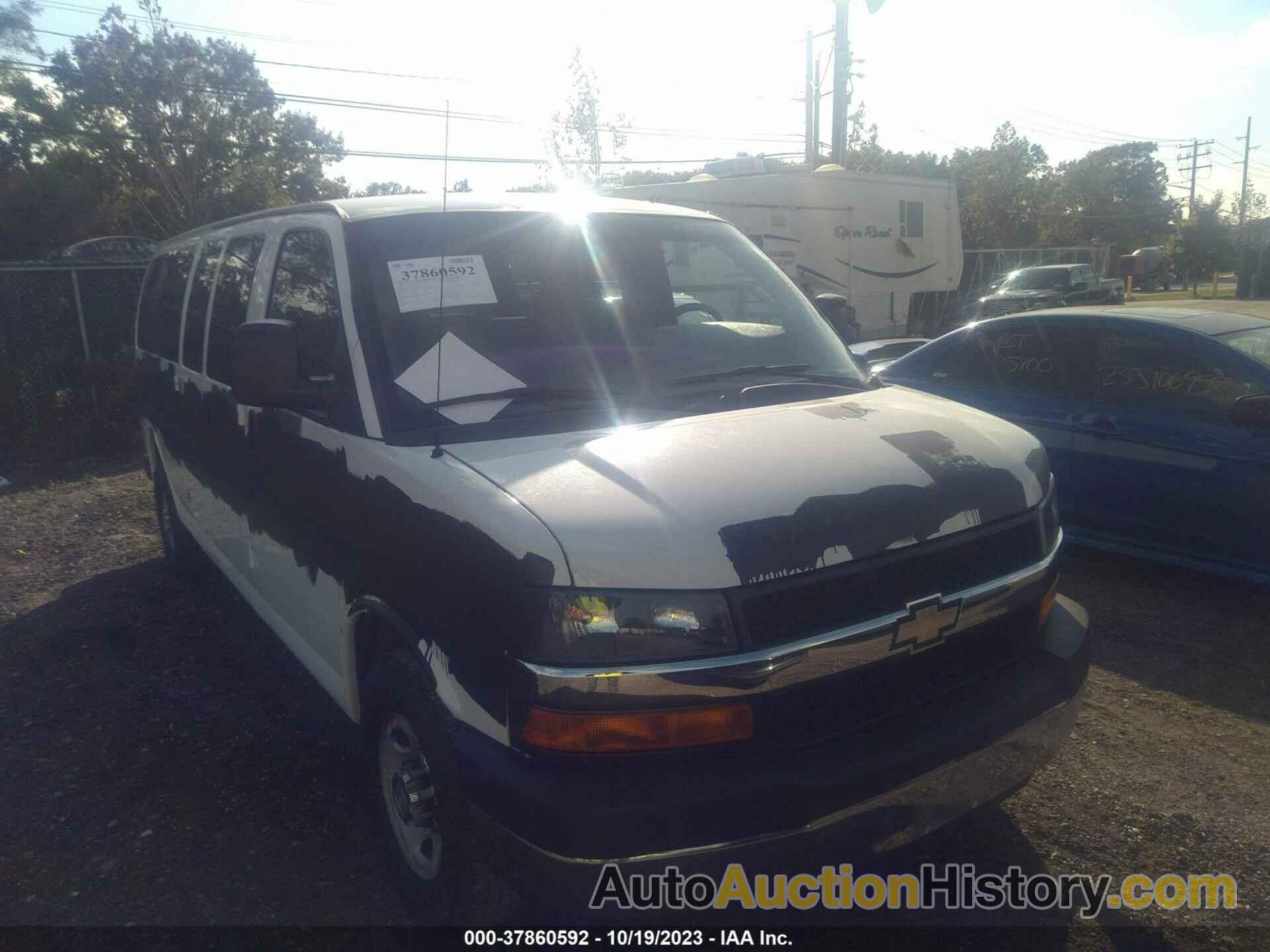 CHEVROLET EXPRESS PASSENGER 1LT, 1GAZG1FG6C1159402