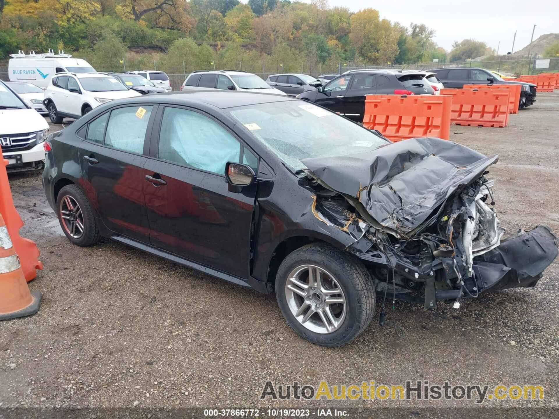 TOYOTA COROLLA LE, 5YFEPMAE2MP215541