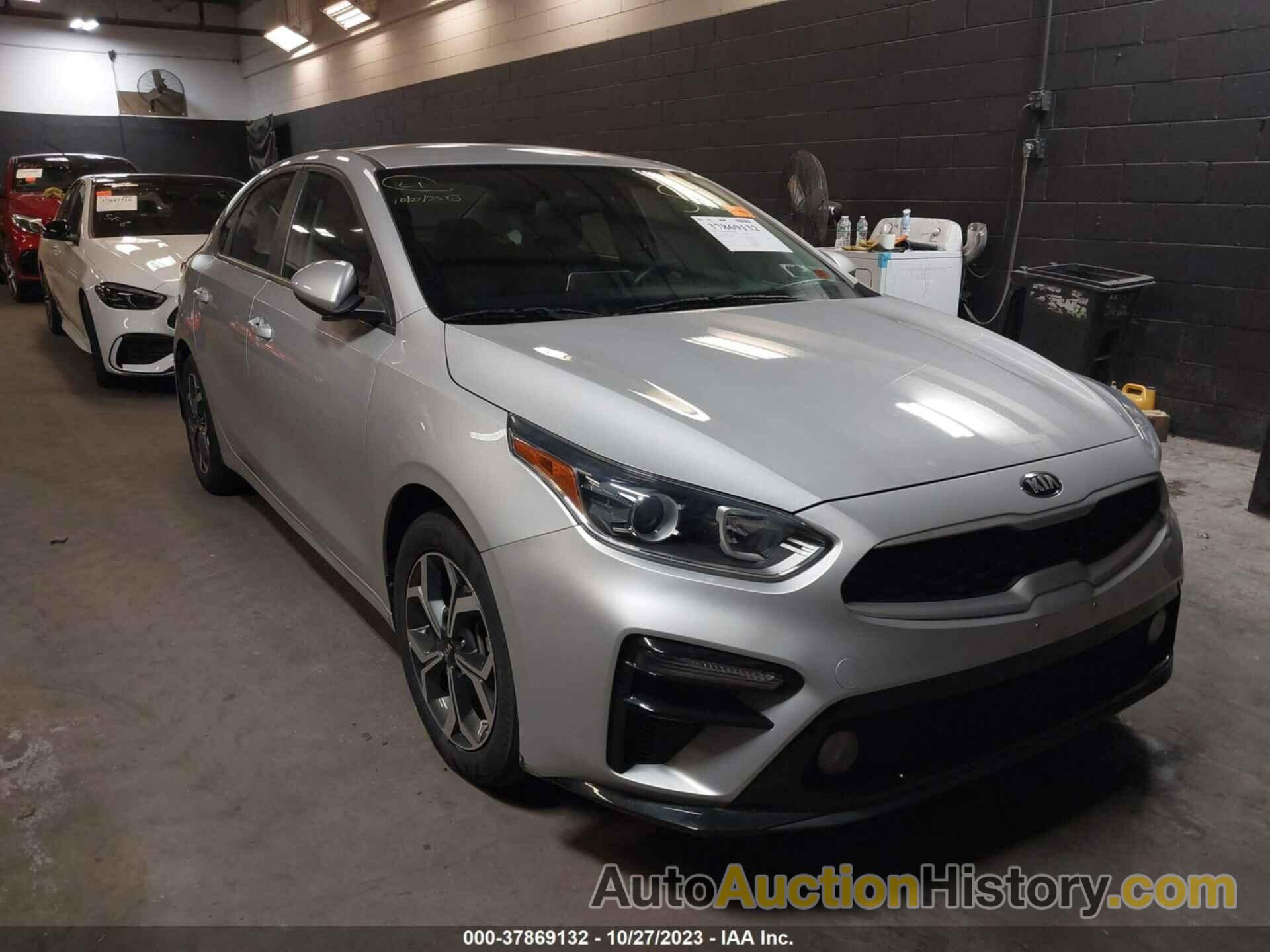 KIA FORTE LXS, 3KPF24ADXLE245221