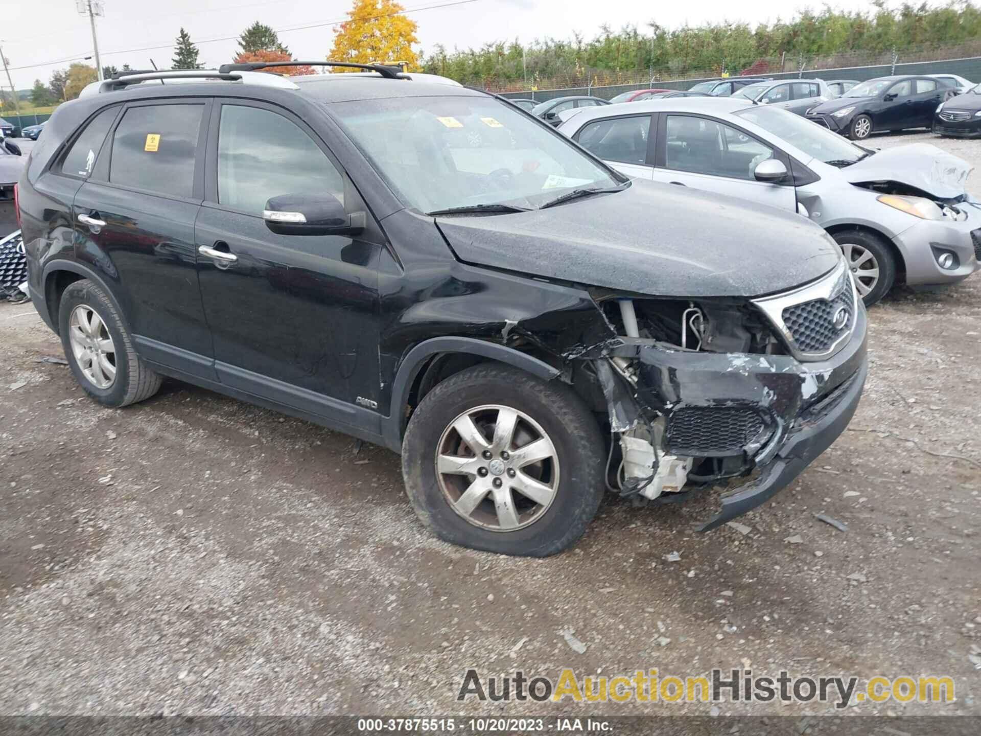 KIA SORENTO LX, 5XYKTDA23DG327919