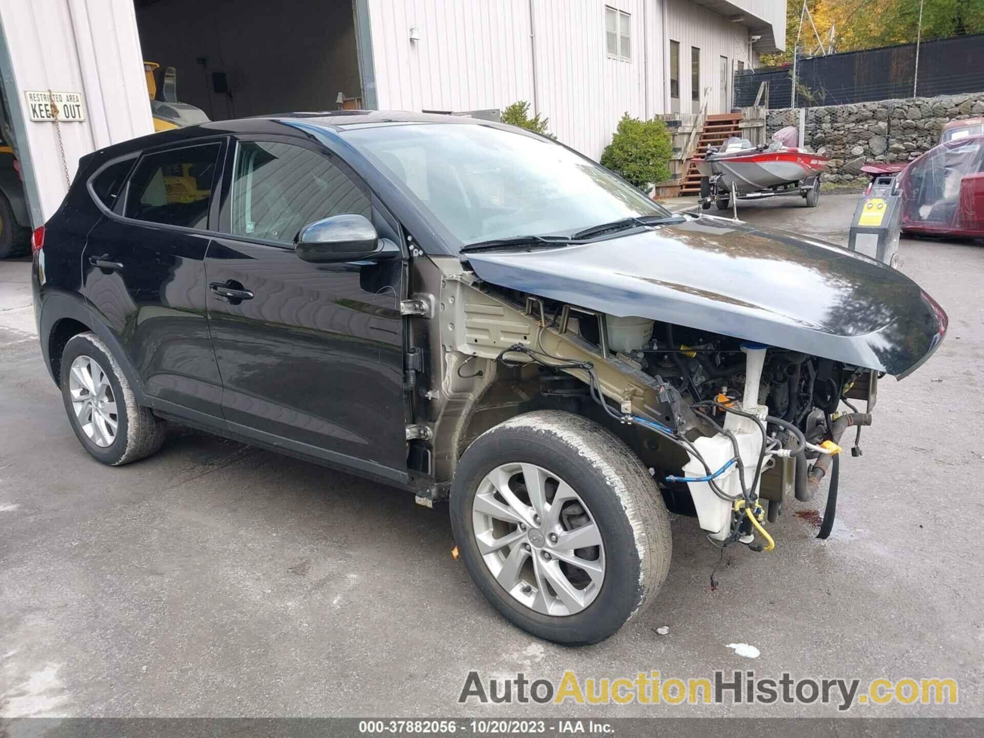 HYUNDAI TUCSON SE, KM8J2CA47KU938439