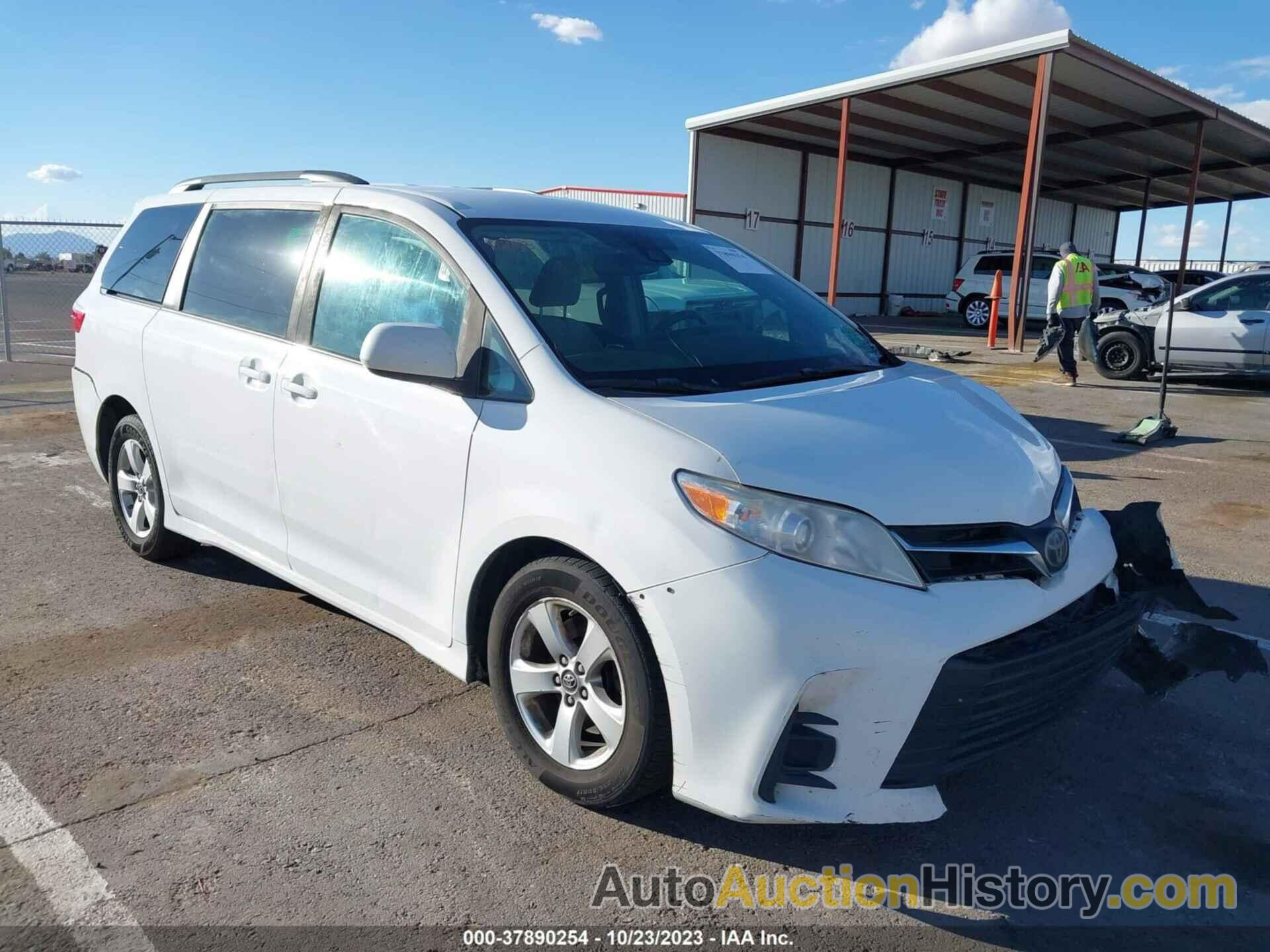 TOYOTA SIENNA LE 8 PASSENGER, 5TDKZ3DC3JS943762