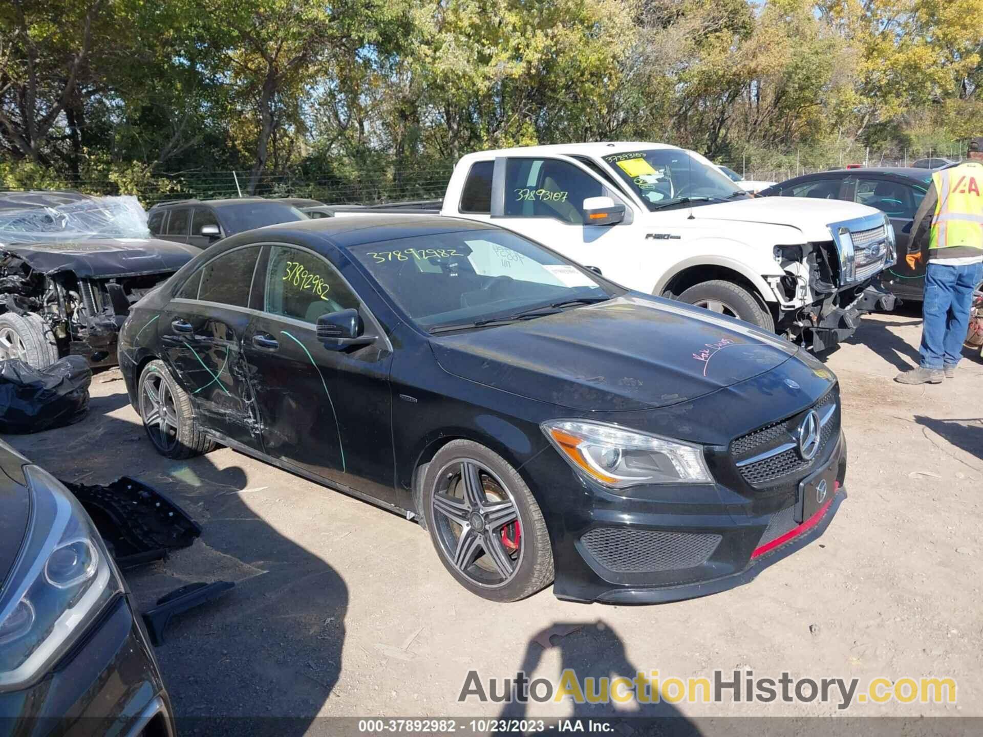 MERCEDES-BENZ CLA CLA 250, WDDSJ4GB2GN367845