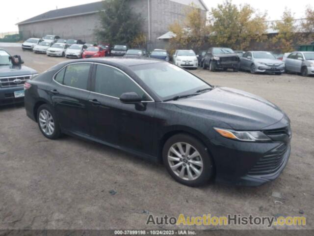 TOYOTA CAMRY LE, 4T1B11HK5JU109447