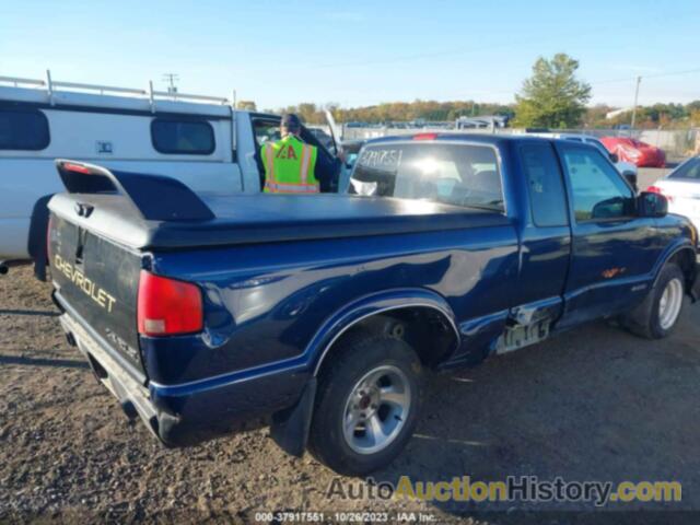 CHEVROLET S-10 LS FLEETSIDE, 1GCCS1945WK269370