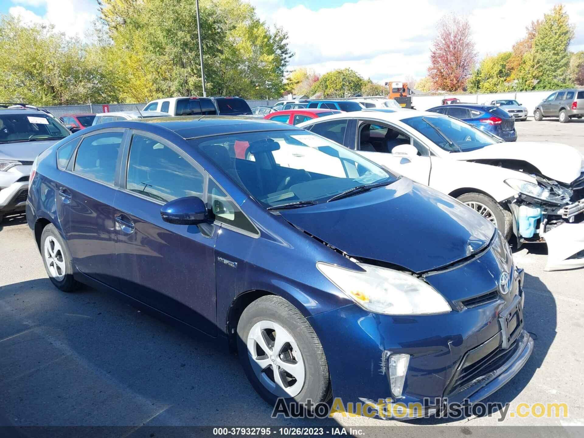 TOYOTA PRIUS THREE, JTDKN3DU3D1687290