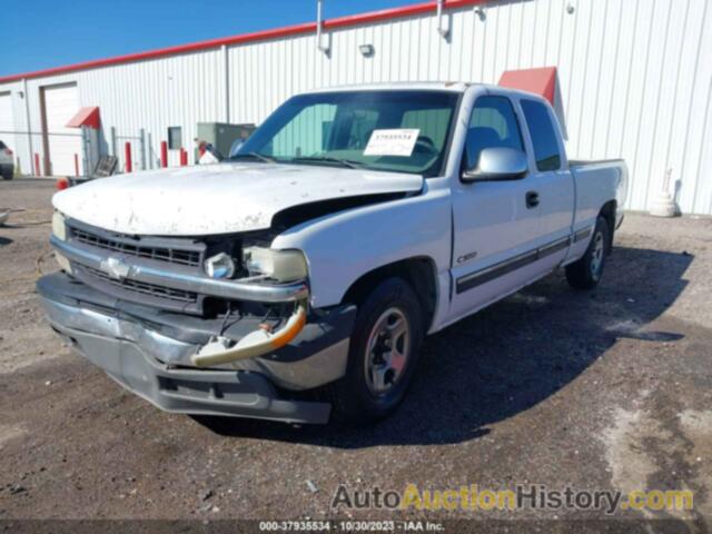 CHEVROLET SILVERADO 1500 LS, 2GCEC19V521323470