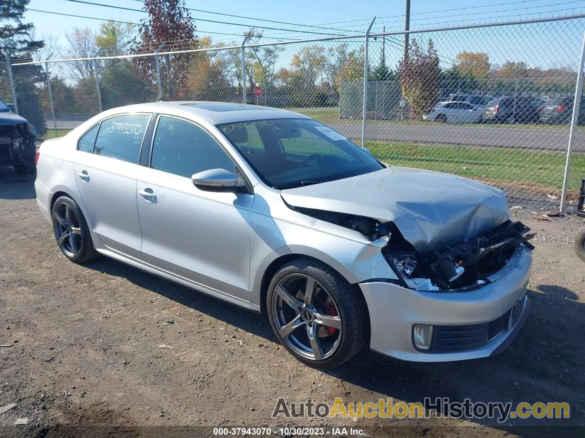 VOLKSWAGEN JETTA GLI AUTOBAHN, 3VW4S7AJ0EM223801