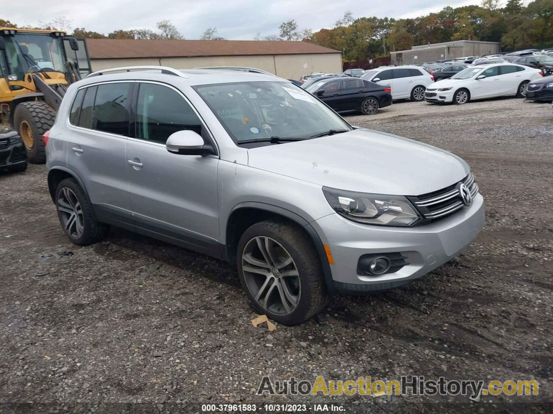 VOLKSWAGEN TIGUAN SEL, WVGVV7AX3HK010626