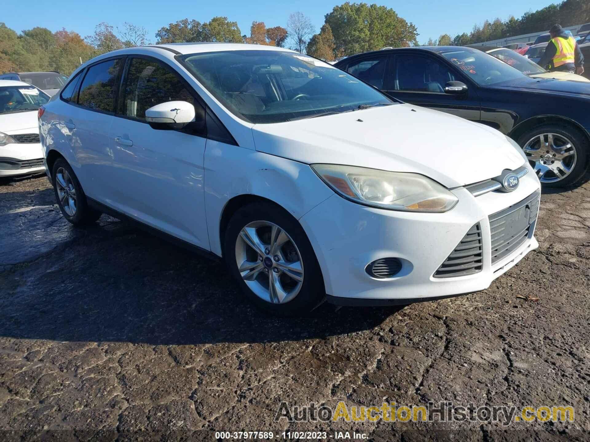 FORD FOCUS SE, 1FADP3F25DL308878