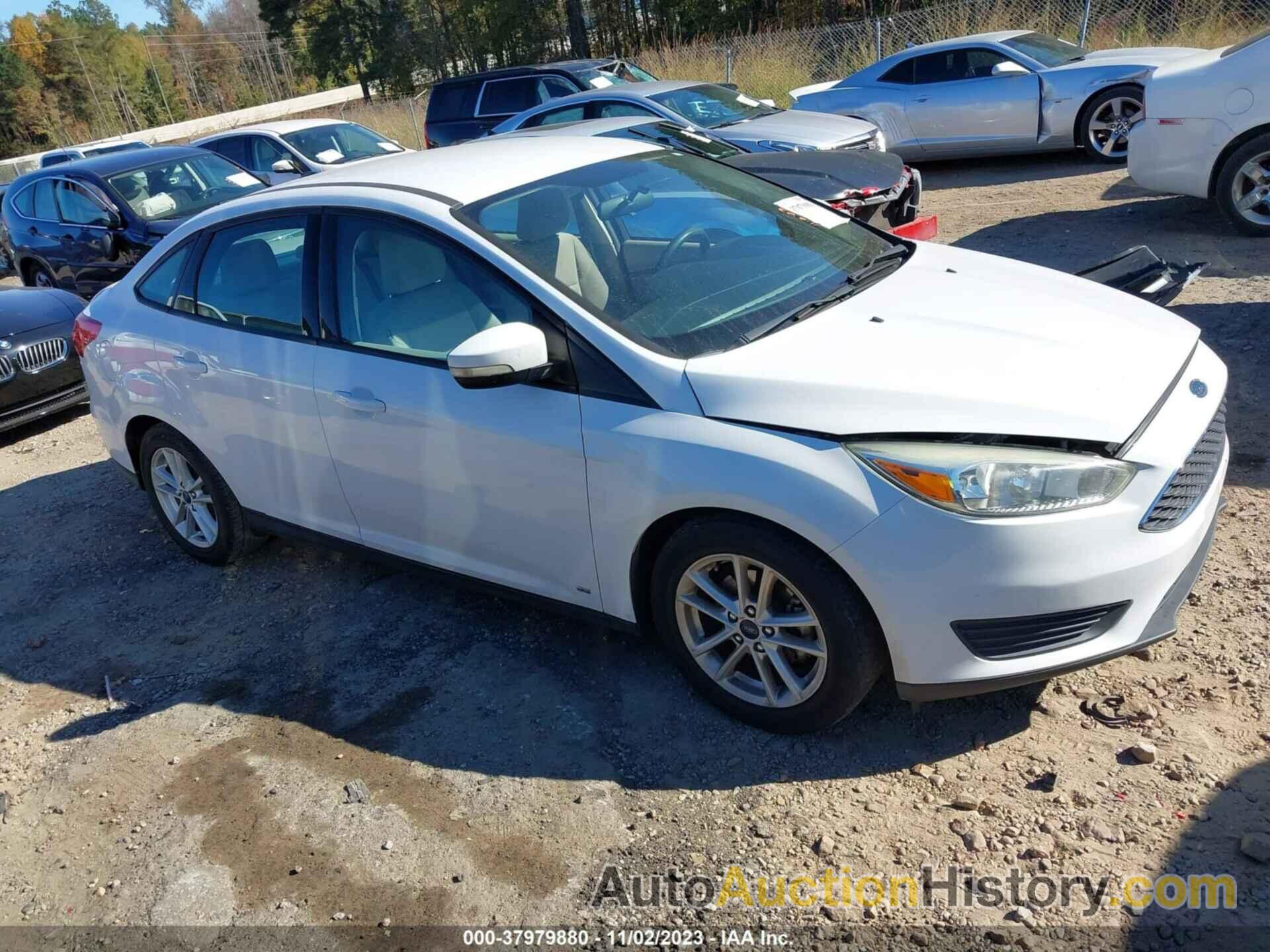 FORD FOCUS SE, 1FADP3F2XFL345007