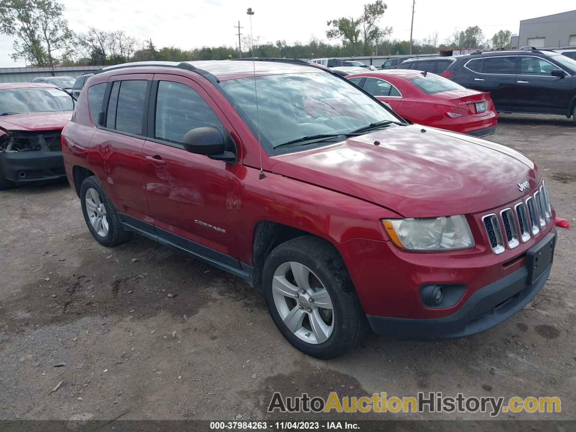 JEEP COMPASS LATITUDE, 1C4NJCEB6DD102593