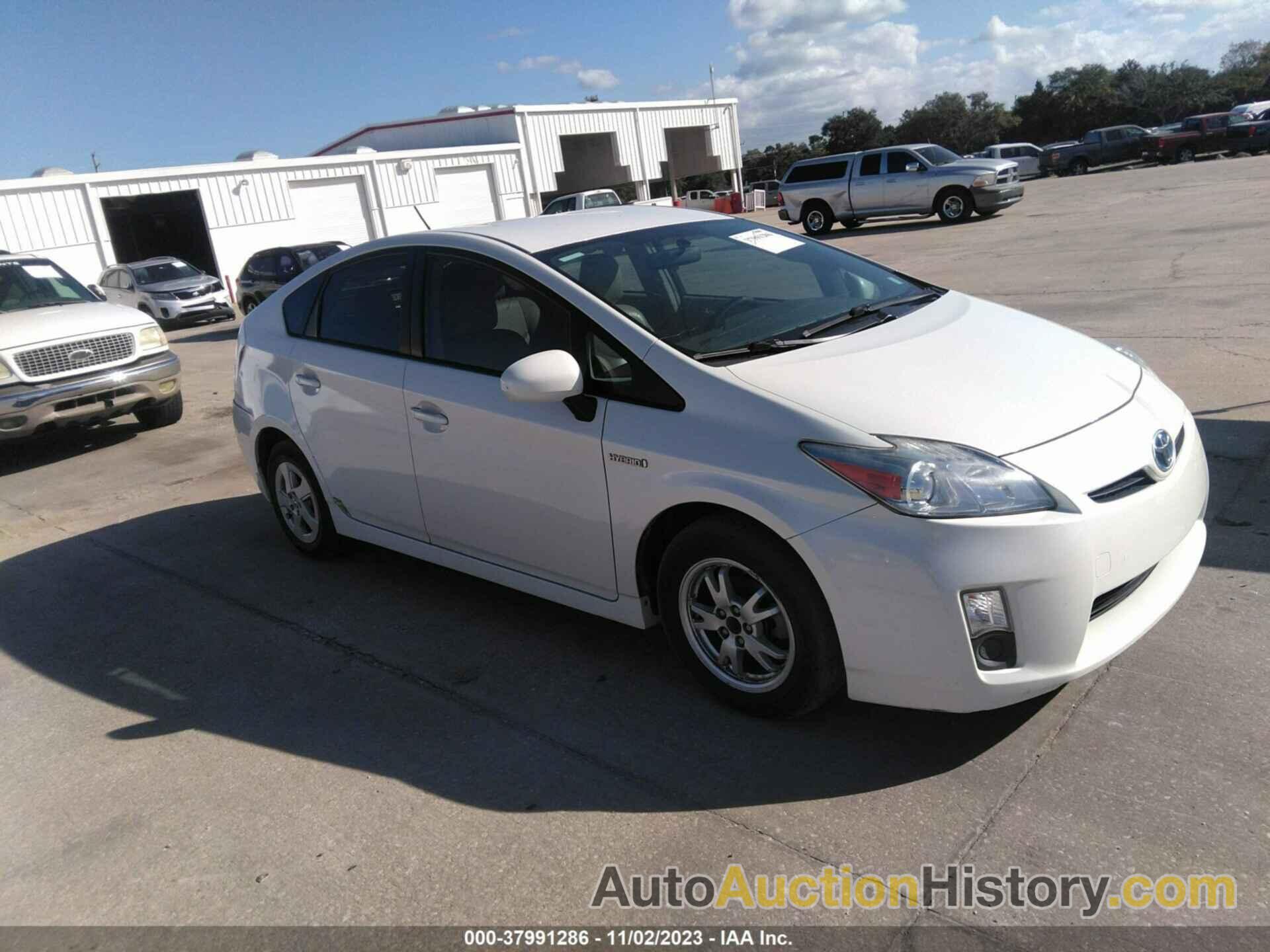 TOYOTA PRIUS THREE, JTDKN3DU6B1377602