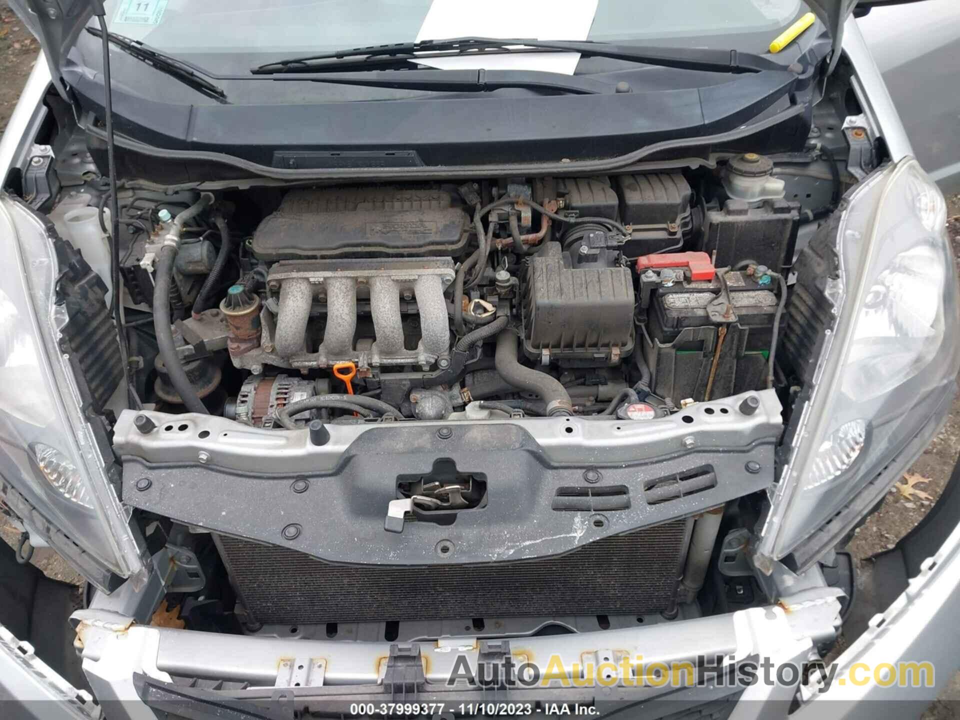 HONDA FIT, JHMGE8H35CS000953