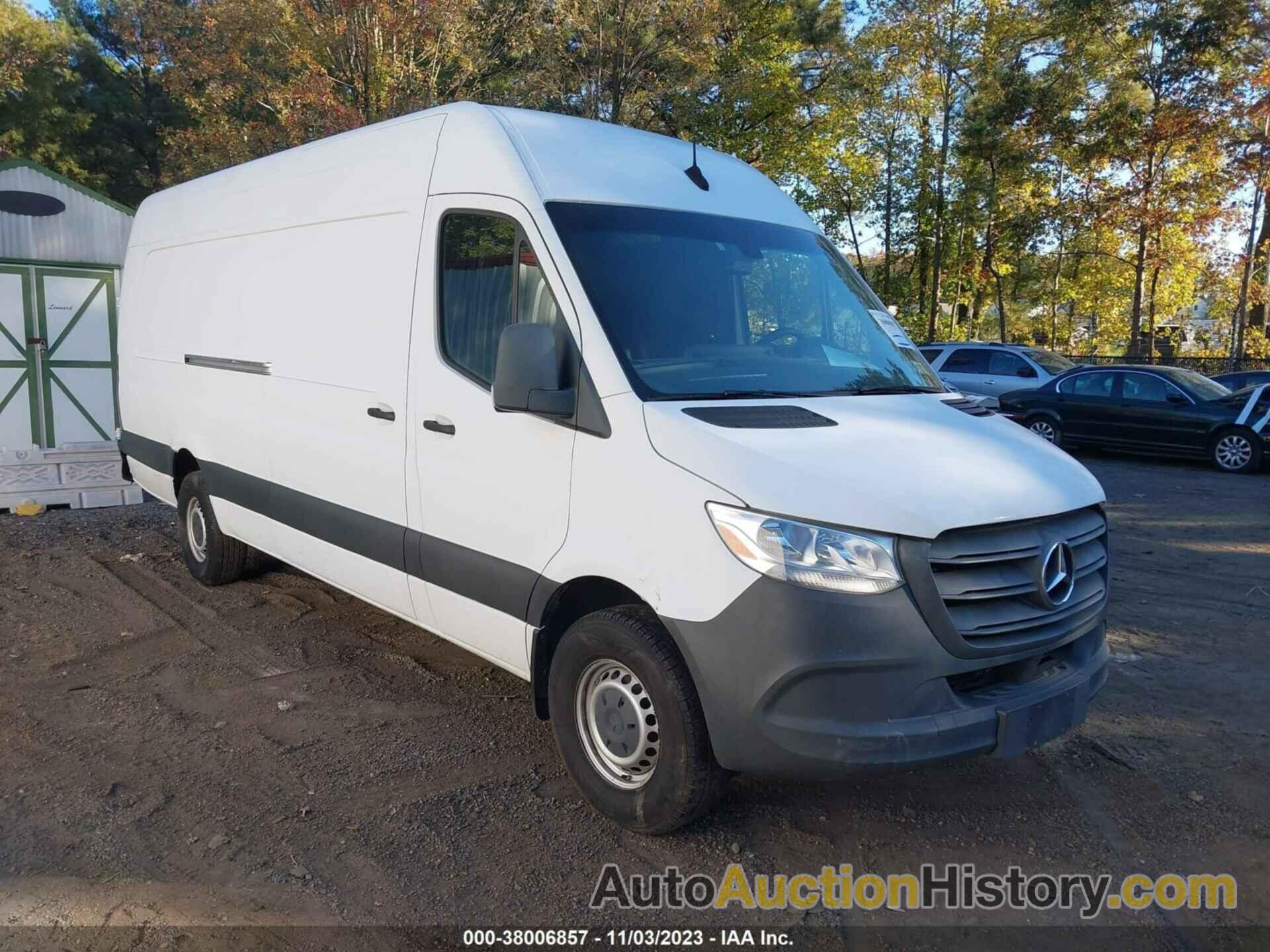 MERCEDES-BENZ SPRINTER VAN, WD4PF1CD5KP157203