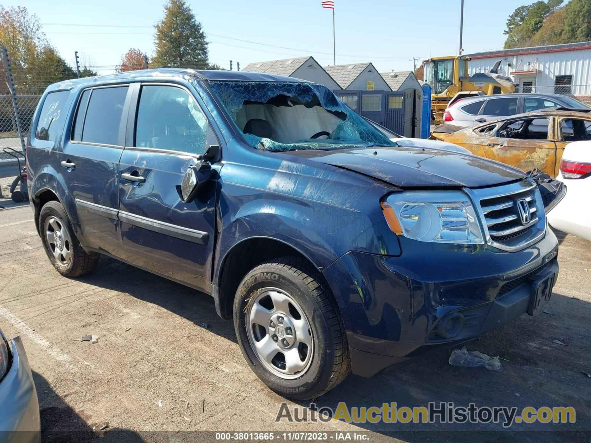 HONDA PILOT LX, 5FNYF4H21CB005468