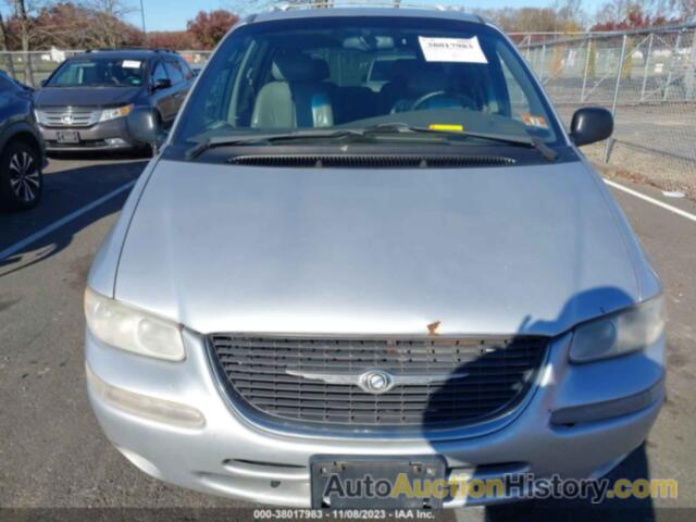 CHRYSLER TOWN & COUNTRY LIMITED, 1C4GT64L5YB608657