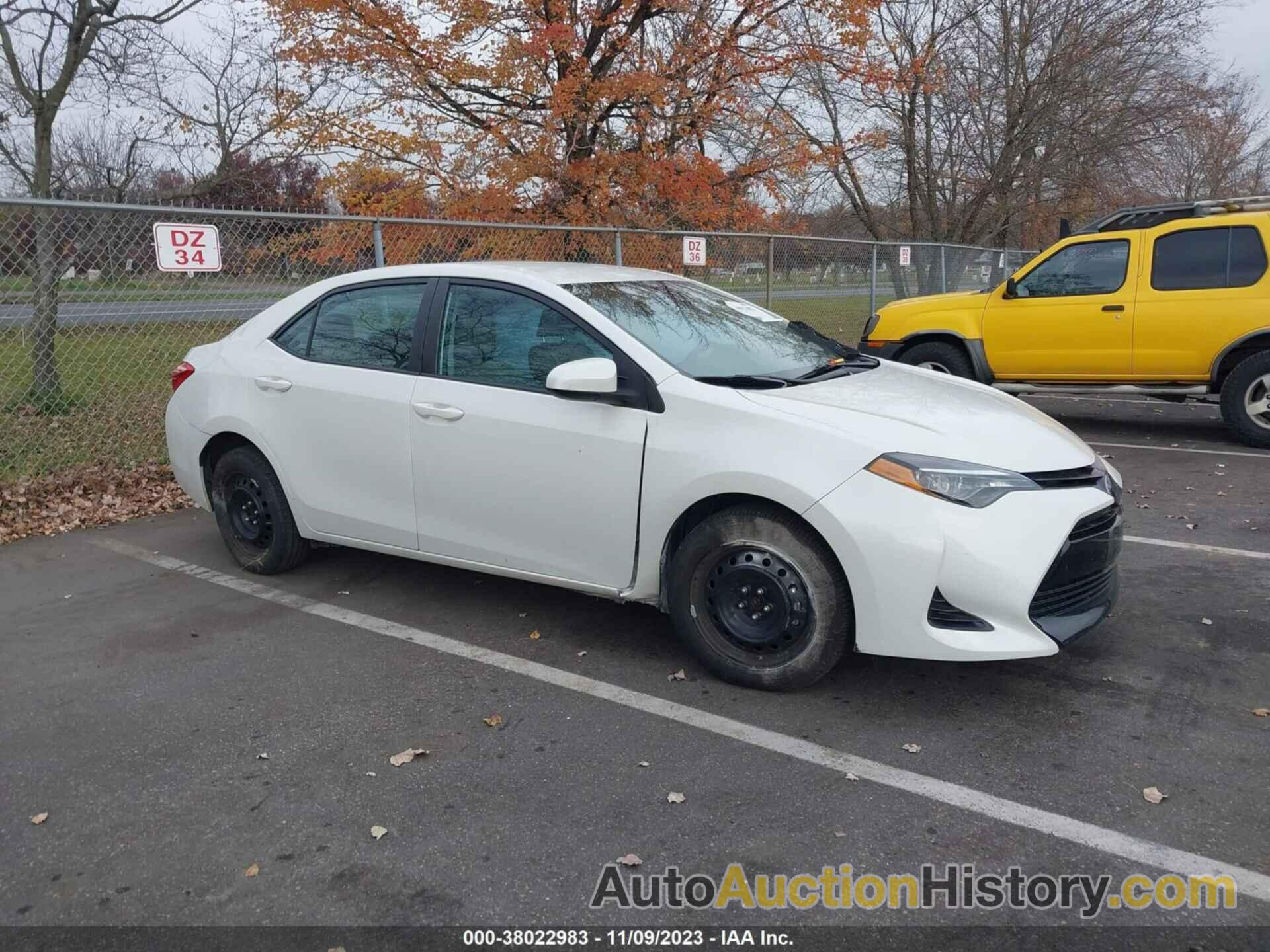 TOYOTA COROLLA LE, 5YFBURHE3KP886440